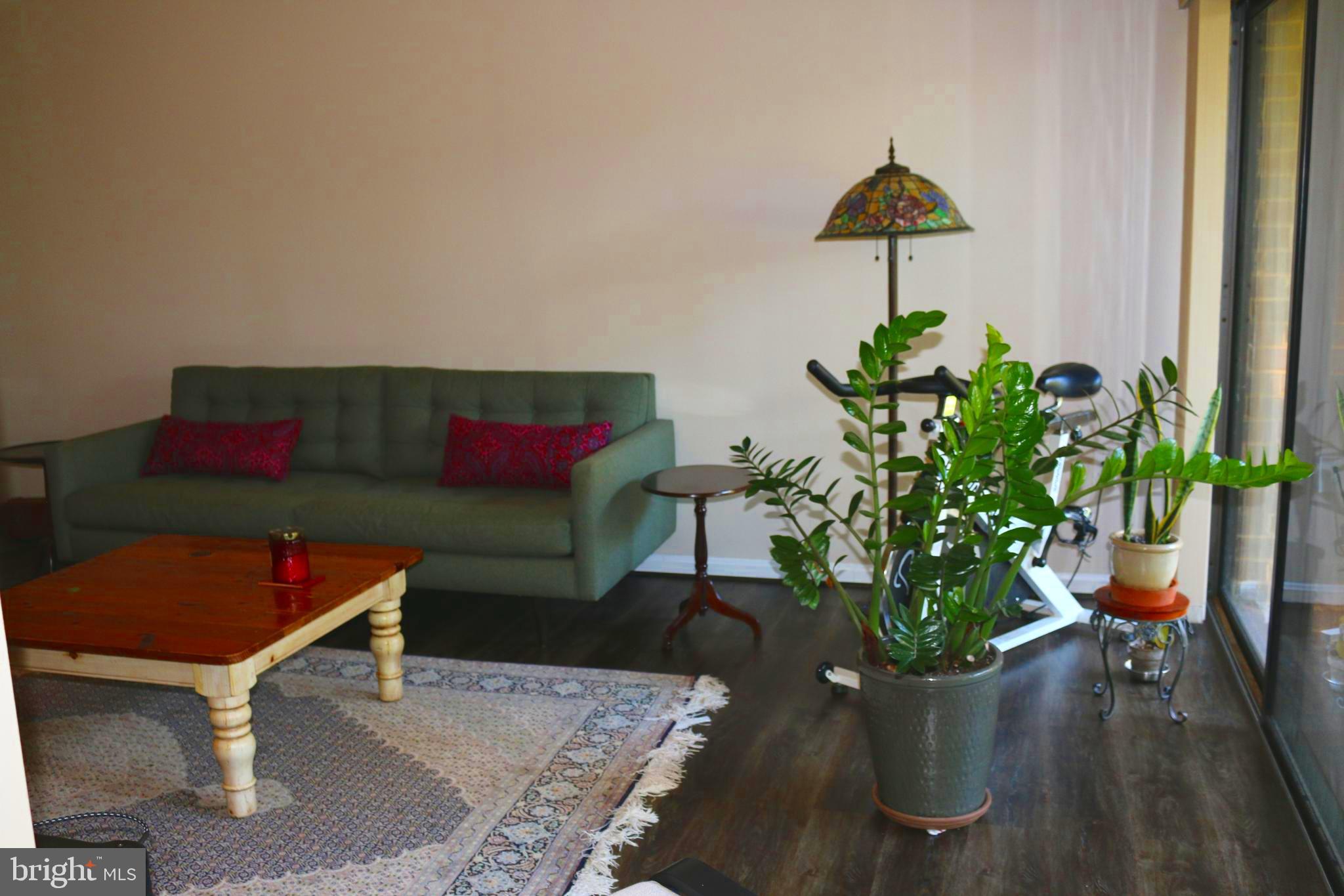 HAWTHORNE VILLAGE - Residential