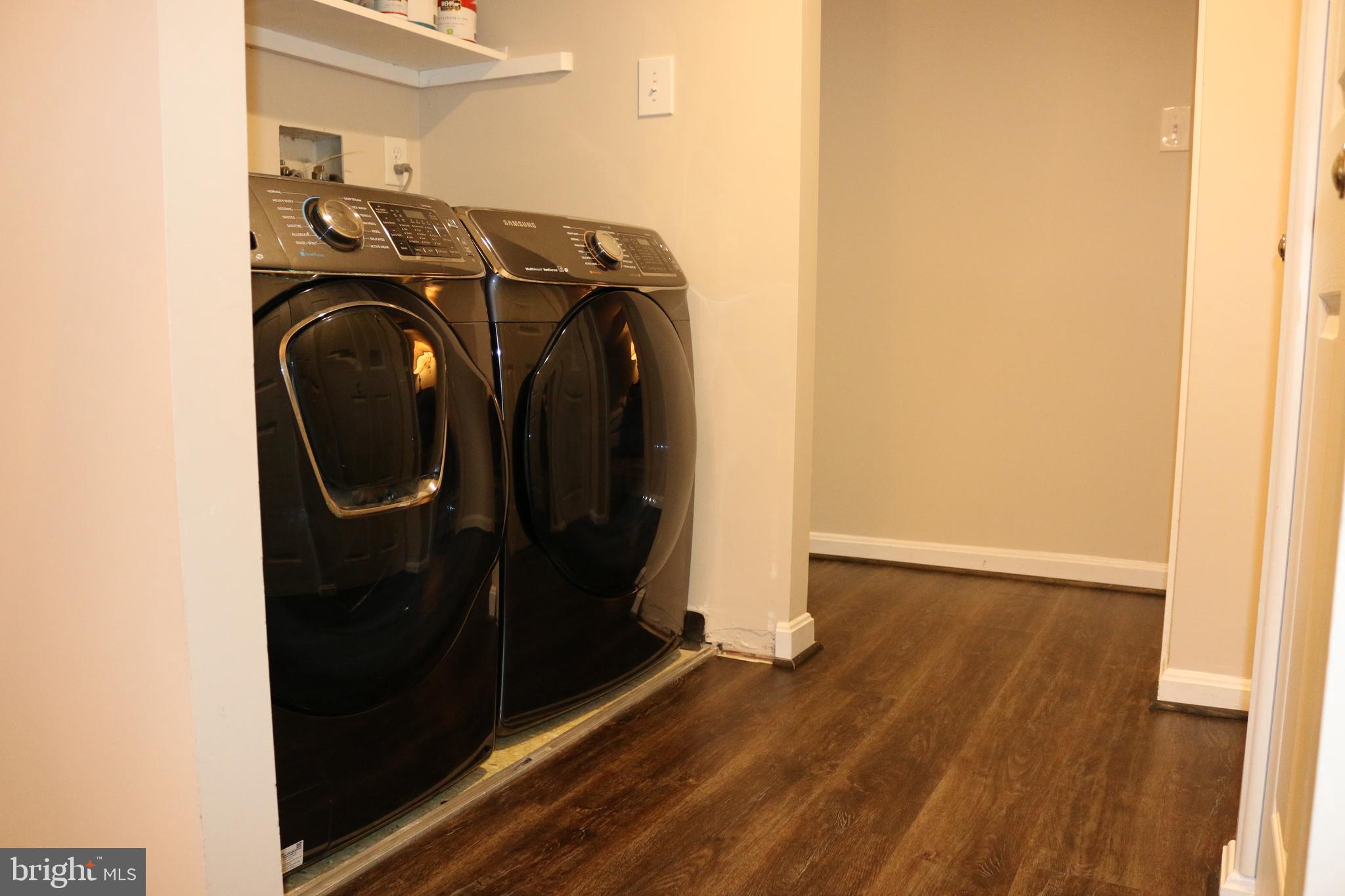 HAWTHORNE VILLAGE - Residential