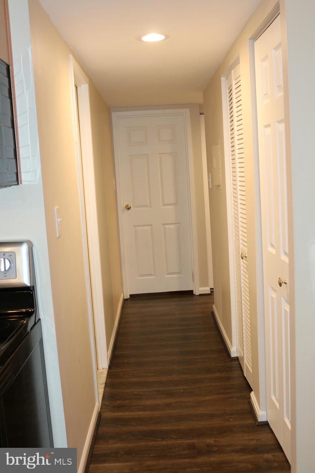 HAWTHORNE VILLAGE - Residential