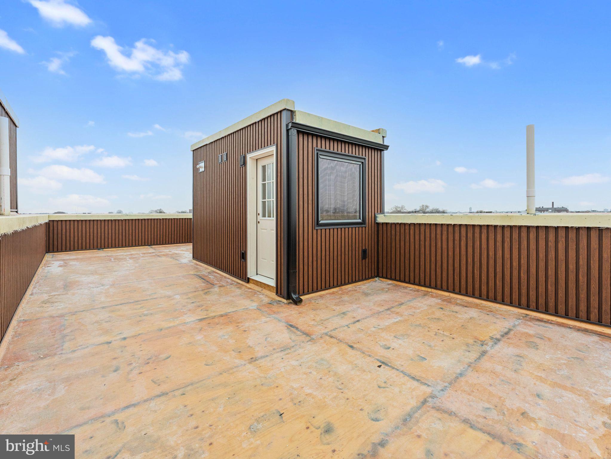 WHITMAN - Residential