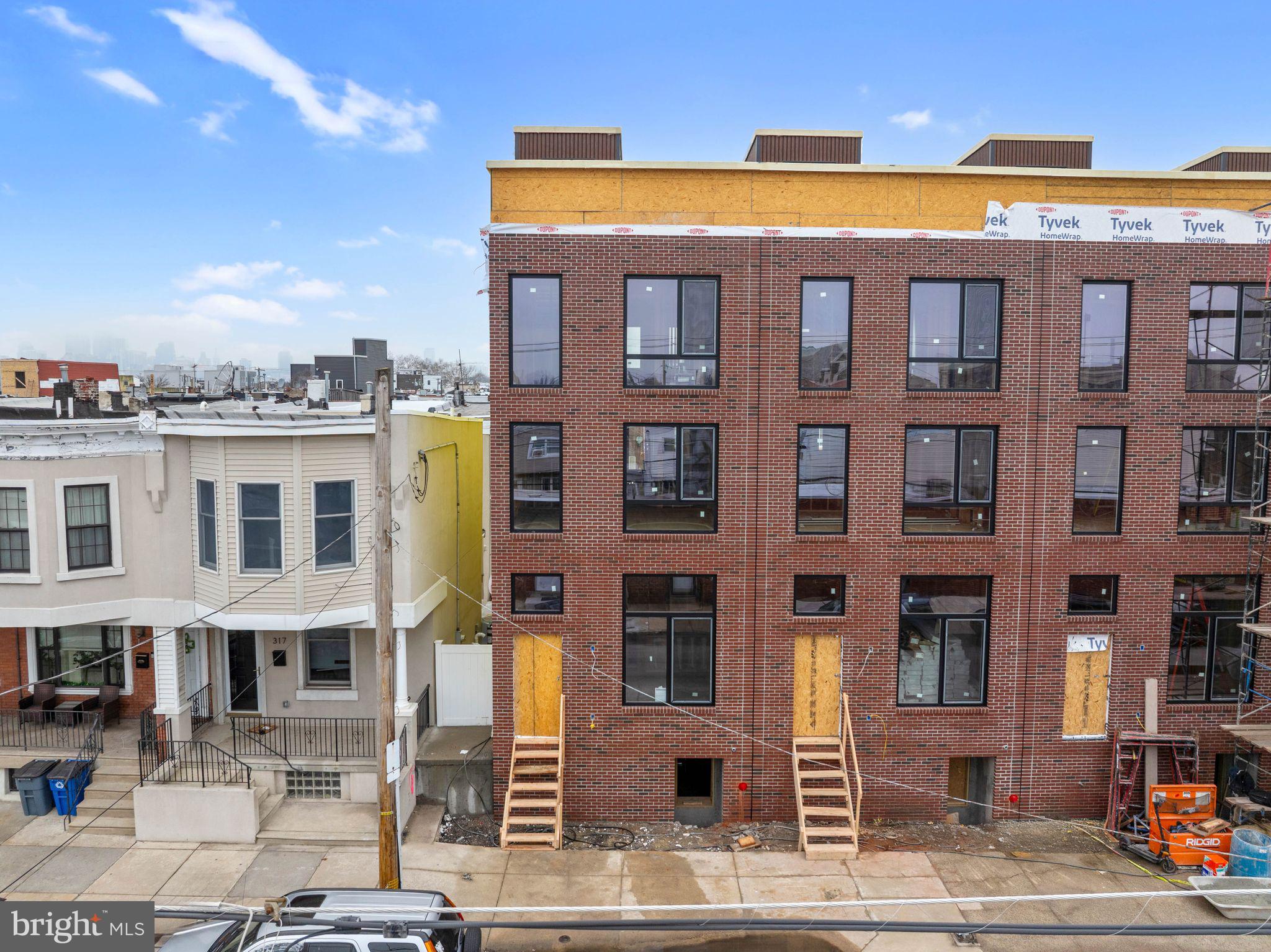 WHITMAN - Residential