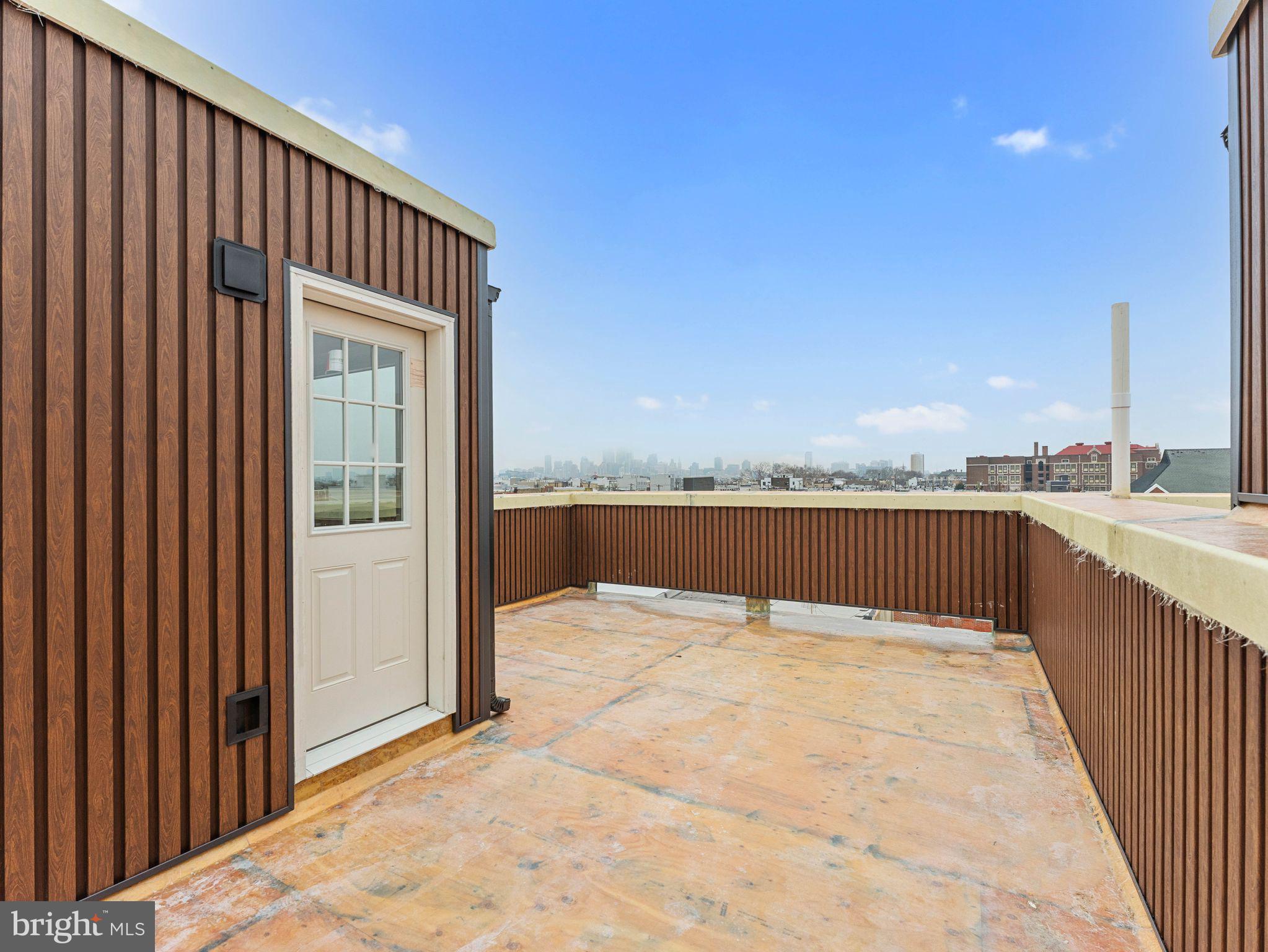 WHITMAN - Residential