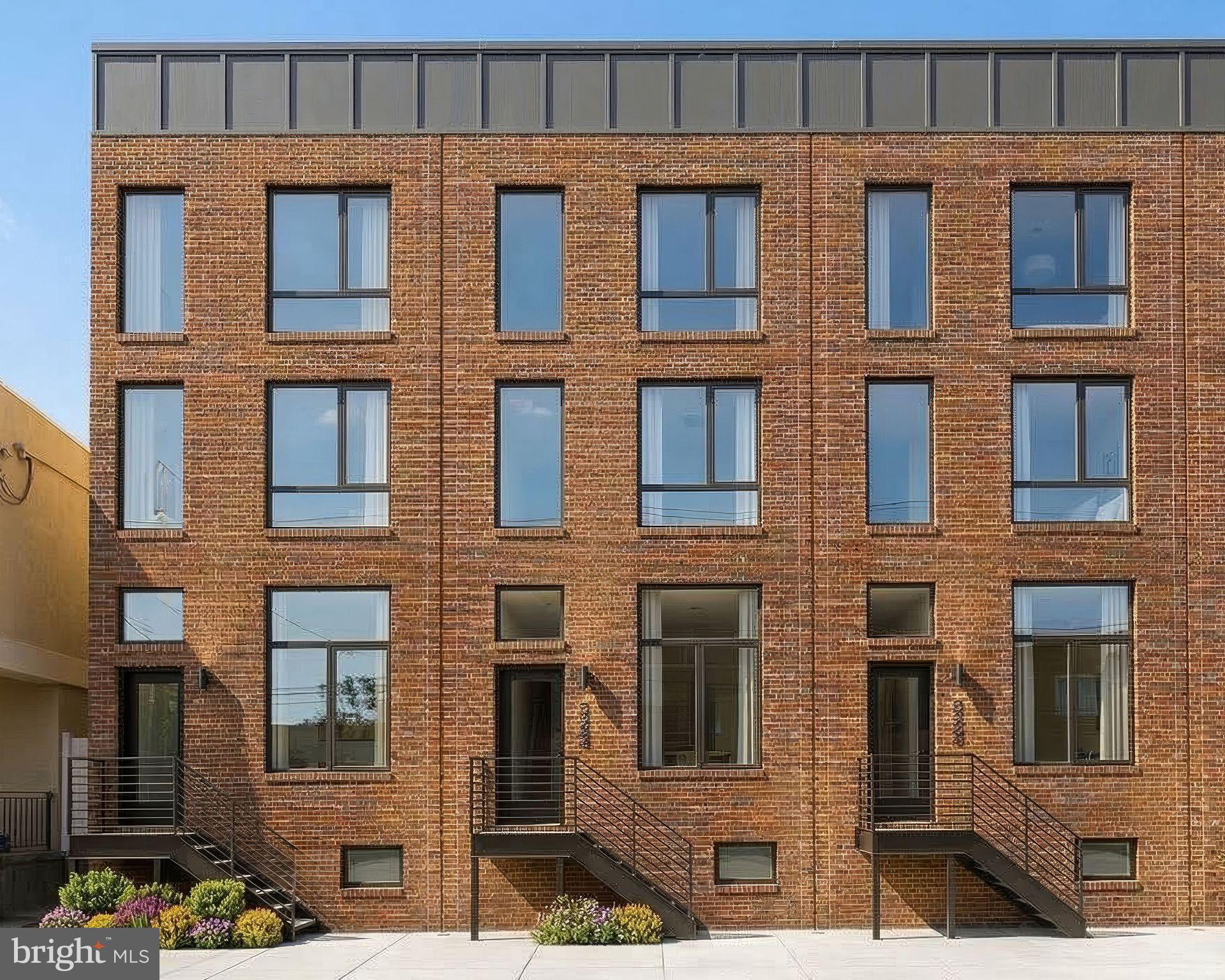 WHITMAN - Residential