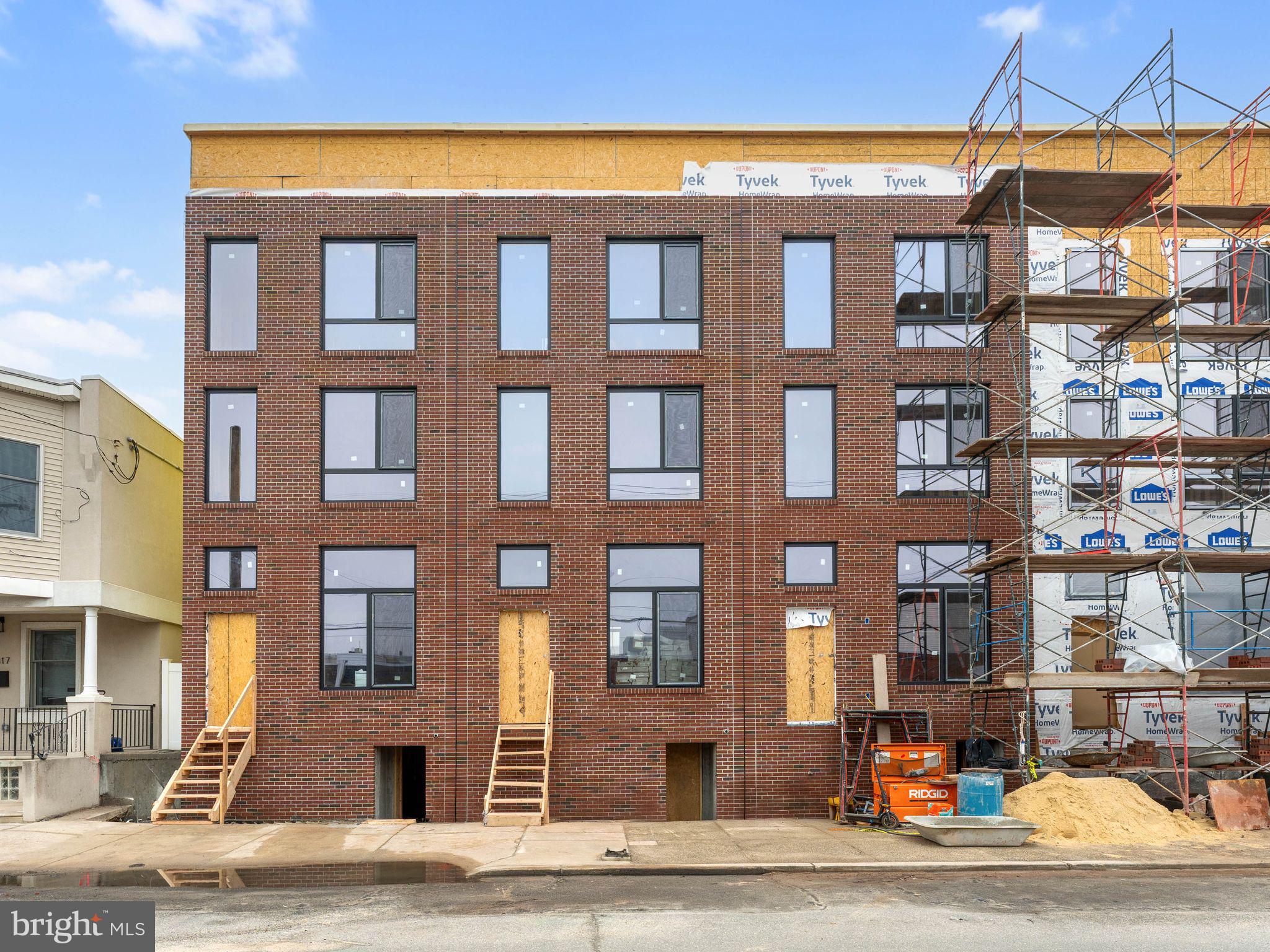 WHITMAN - Residential