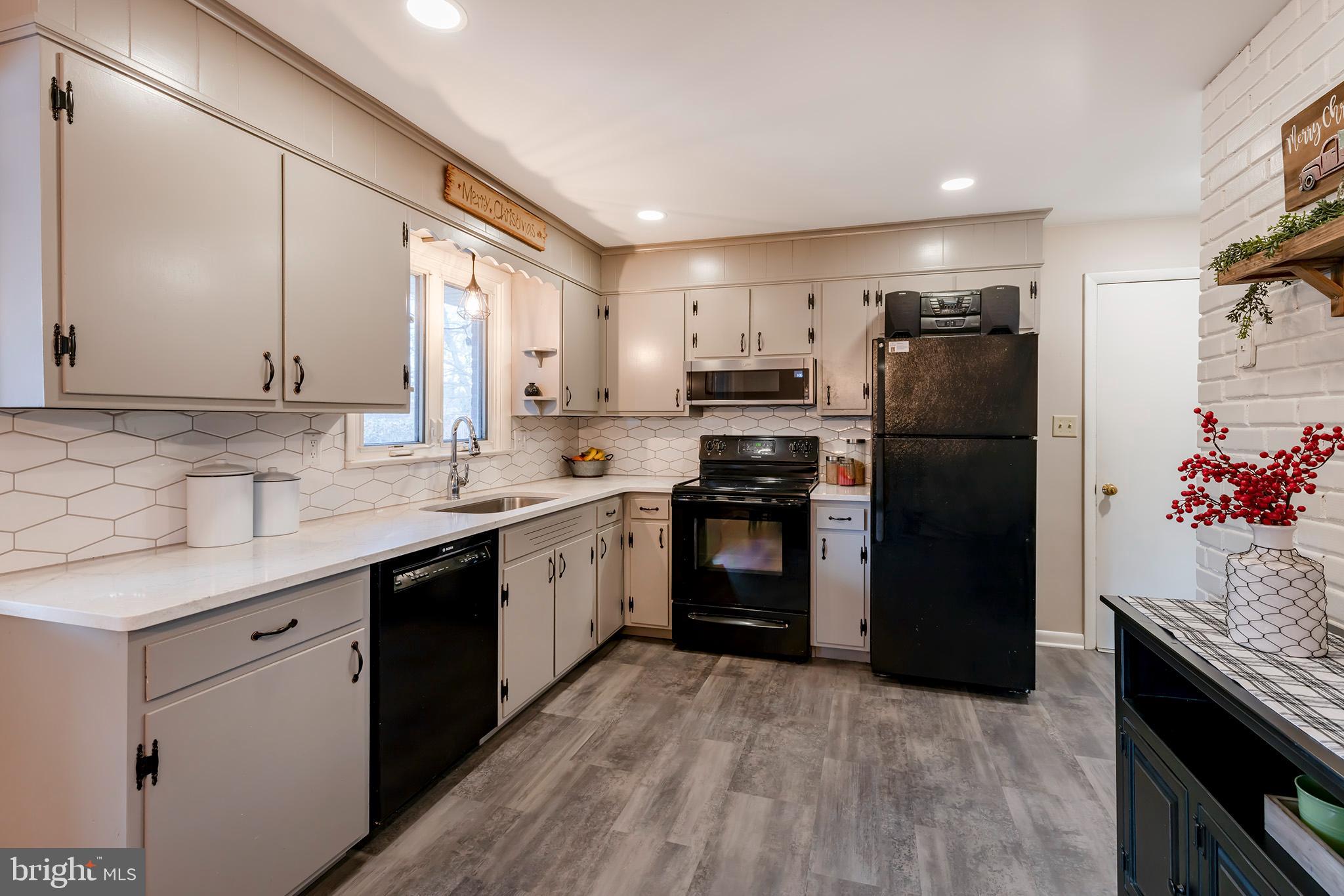 BRUNNERVILLE - Residential