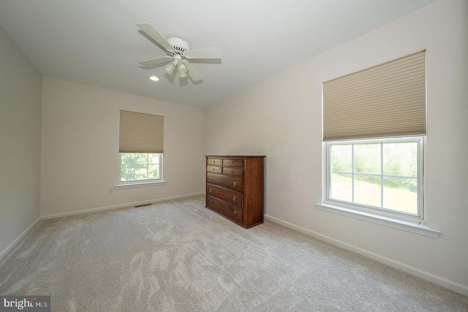 WILLISTOWN CHASE - Residential
