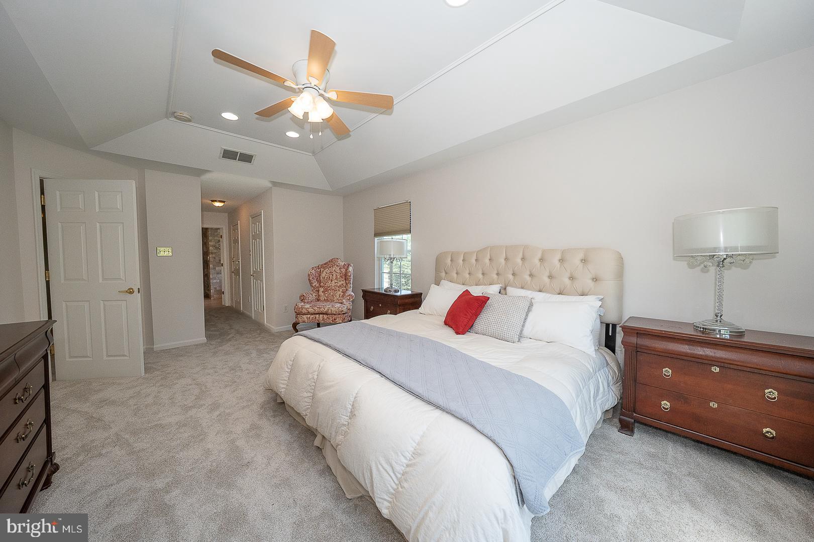 WILLISTOWN CHASE - Residential