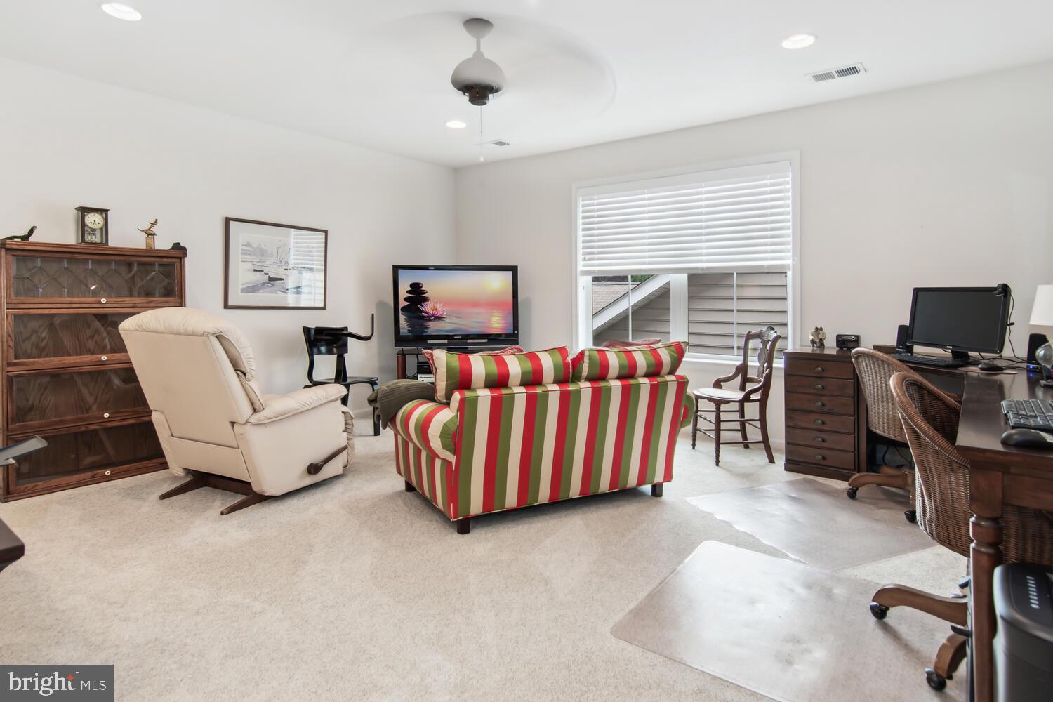 SYMPHONY VILLAGE AT CENTREVILLE - Residential