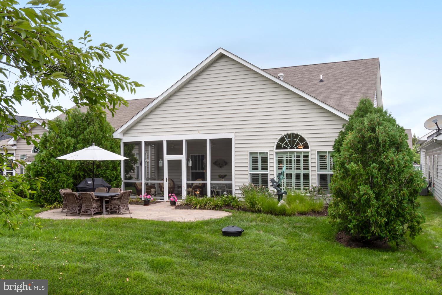 SYMPHONY VILLAGE AT CENTREVILLE - Residential