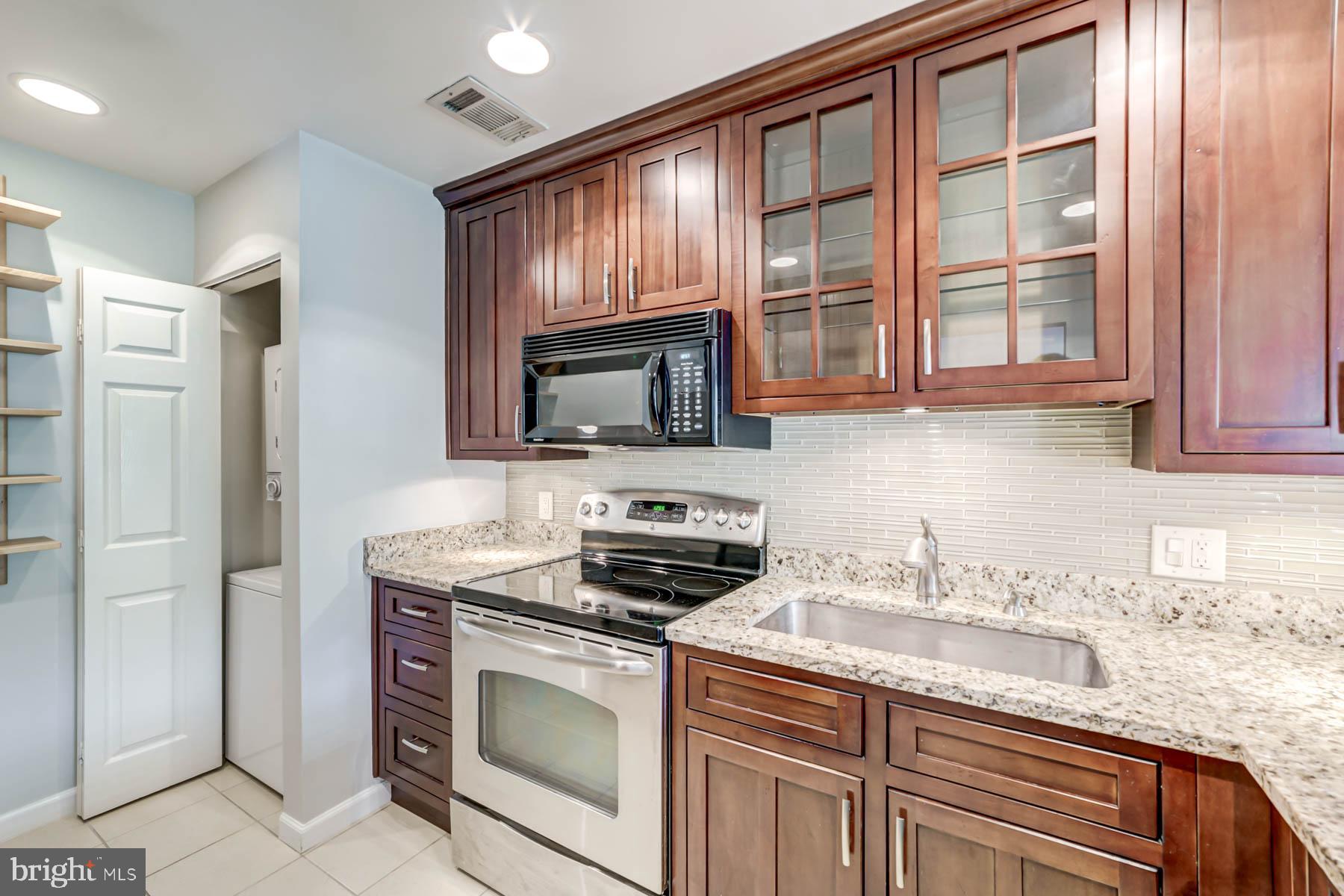 GABLES OF TUCKERMAN - Residential Lease