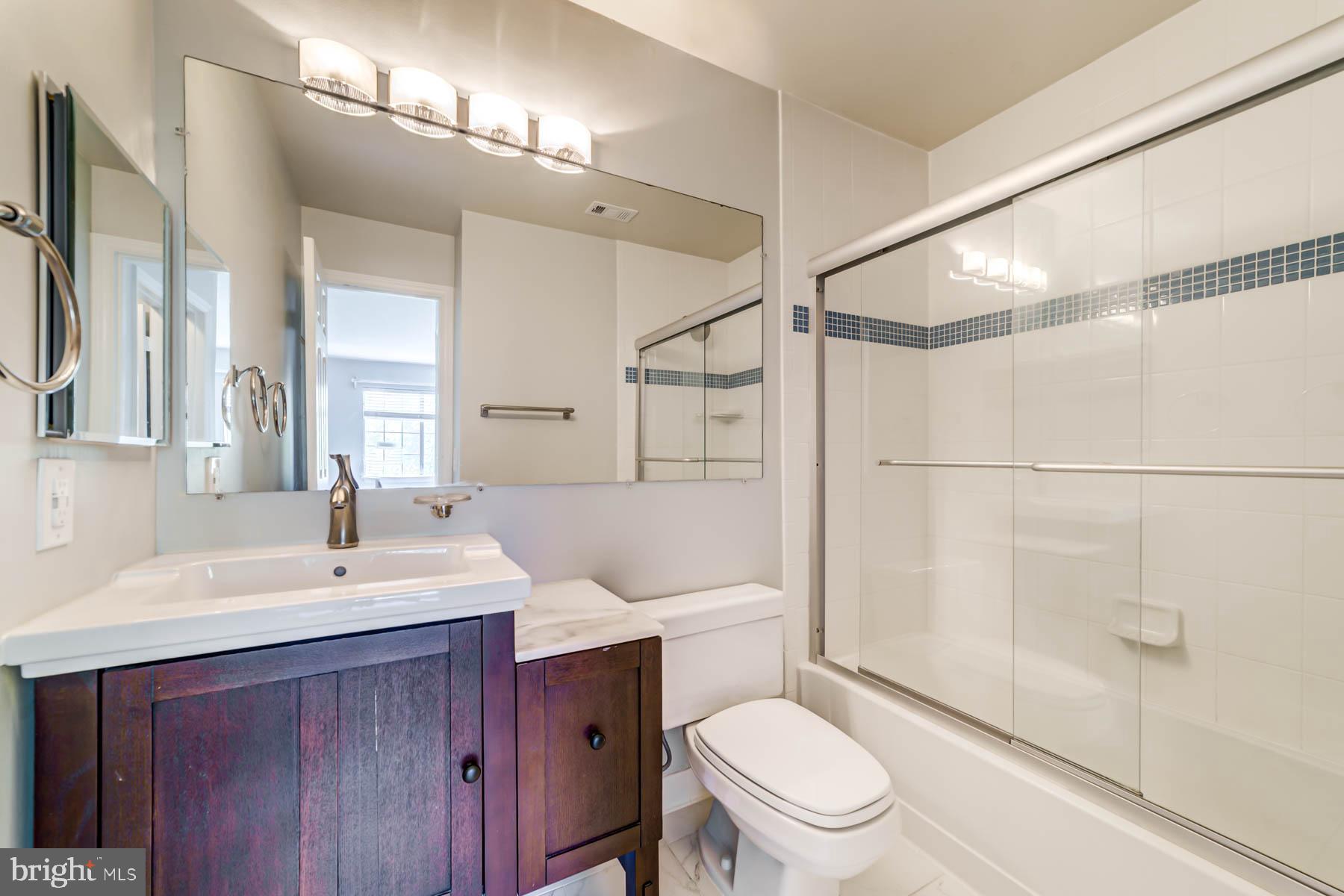 GABLES OF TUCKERMAN - Residential Lease