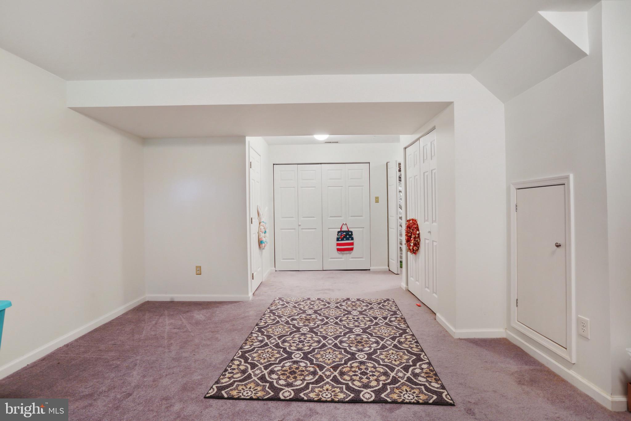 CASTLE STONE AT WHITE MARSH - Residential