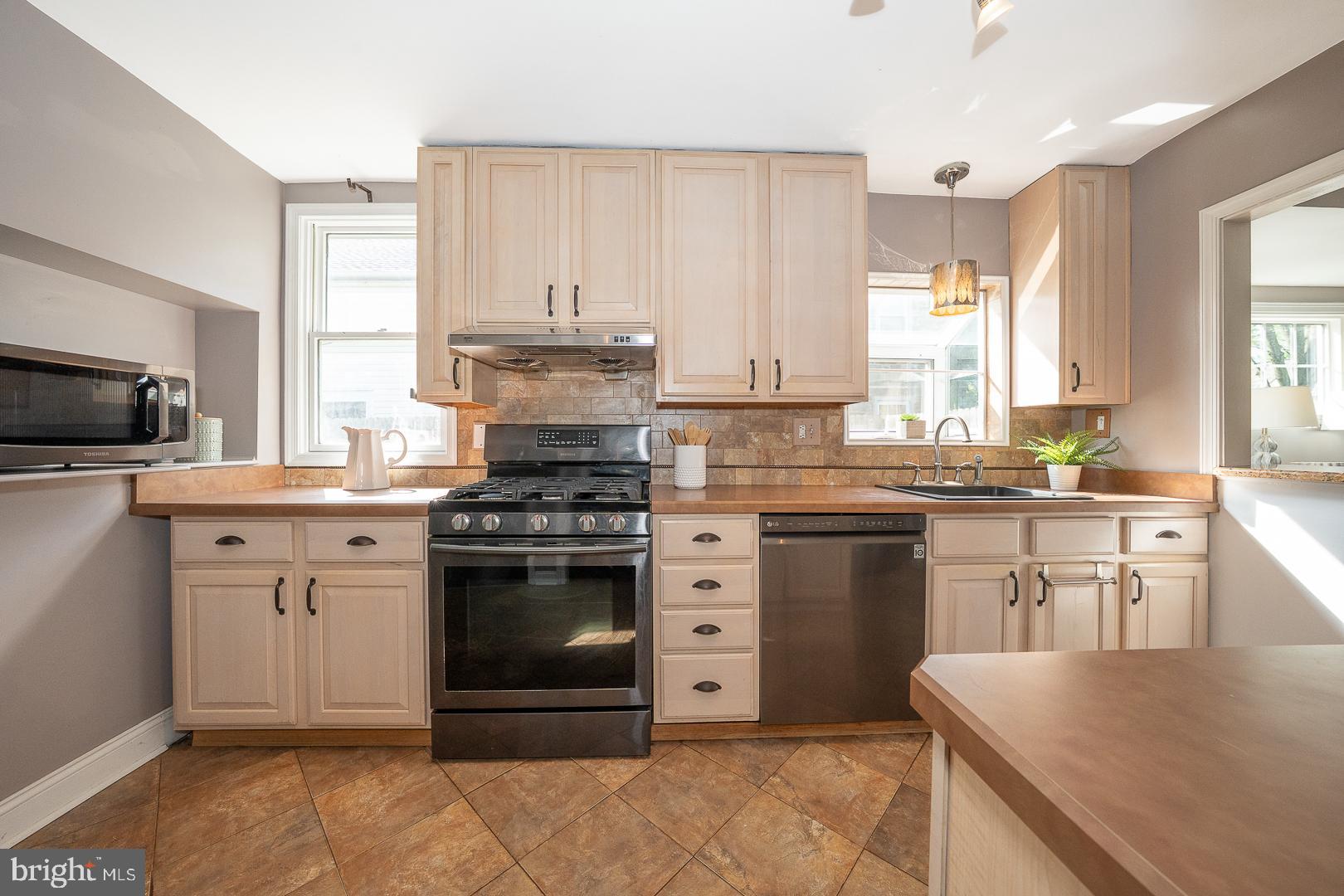 ARONIMINK - Residential