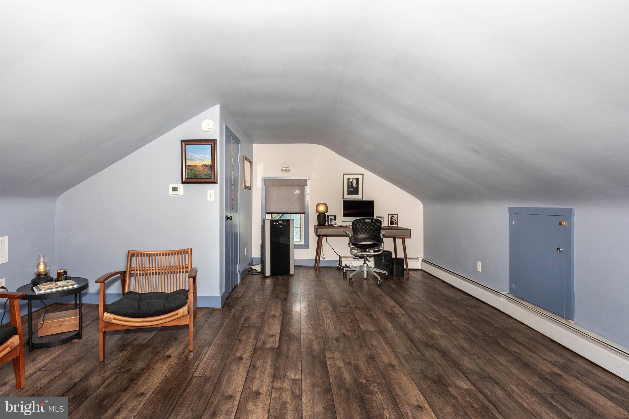 DOWNTOWN WESTMINSTER - Residential