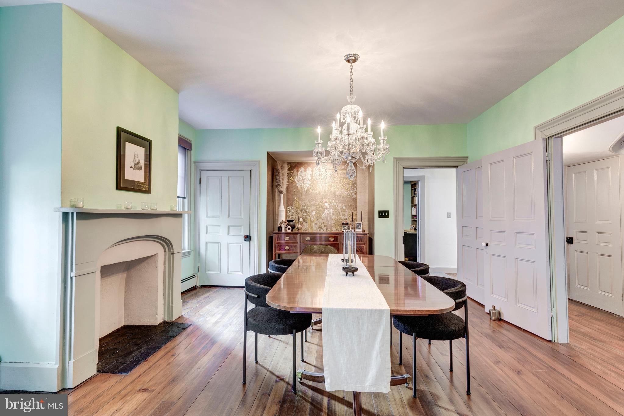 DOWNTOWN WESTMINSTER - Residential