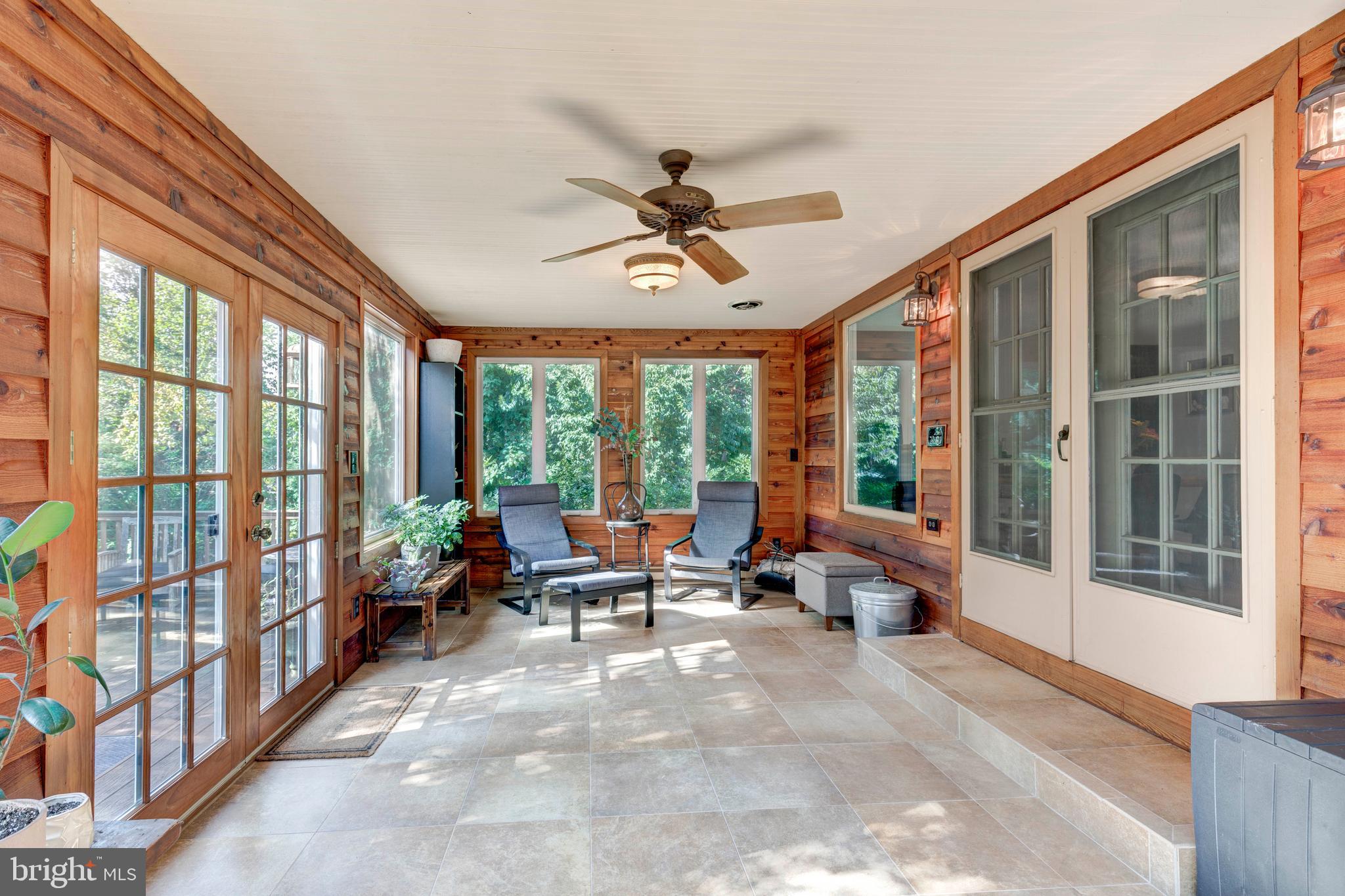 DOWNTOWN WESTMINSTER - Residential