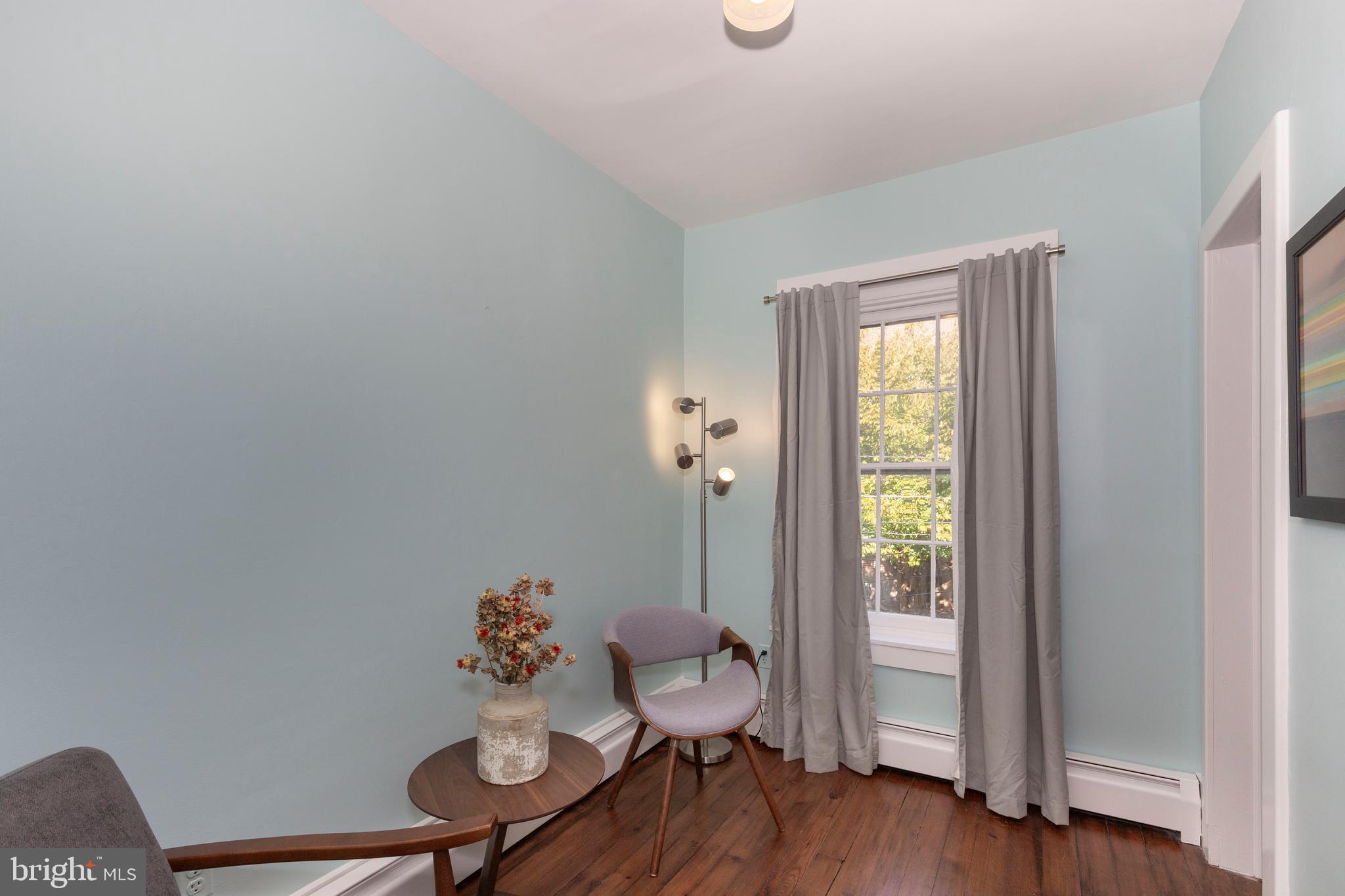 DOWNTOWN WESTMINSTER - Residential