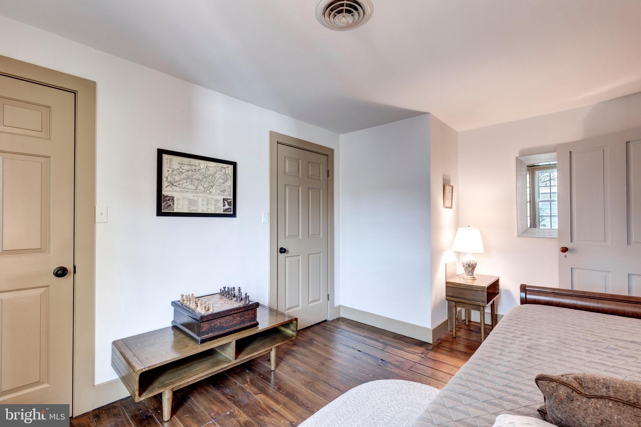 DOWNTOWN WESTMINSTER - Residential