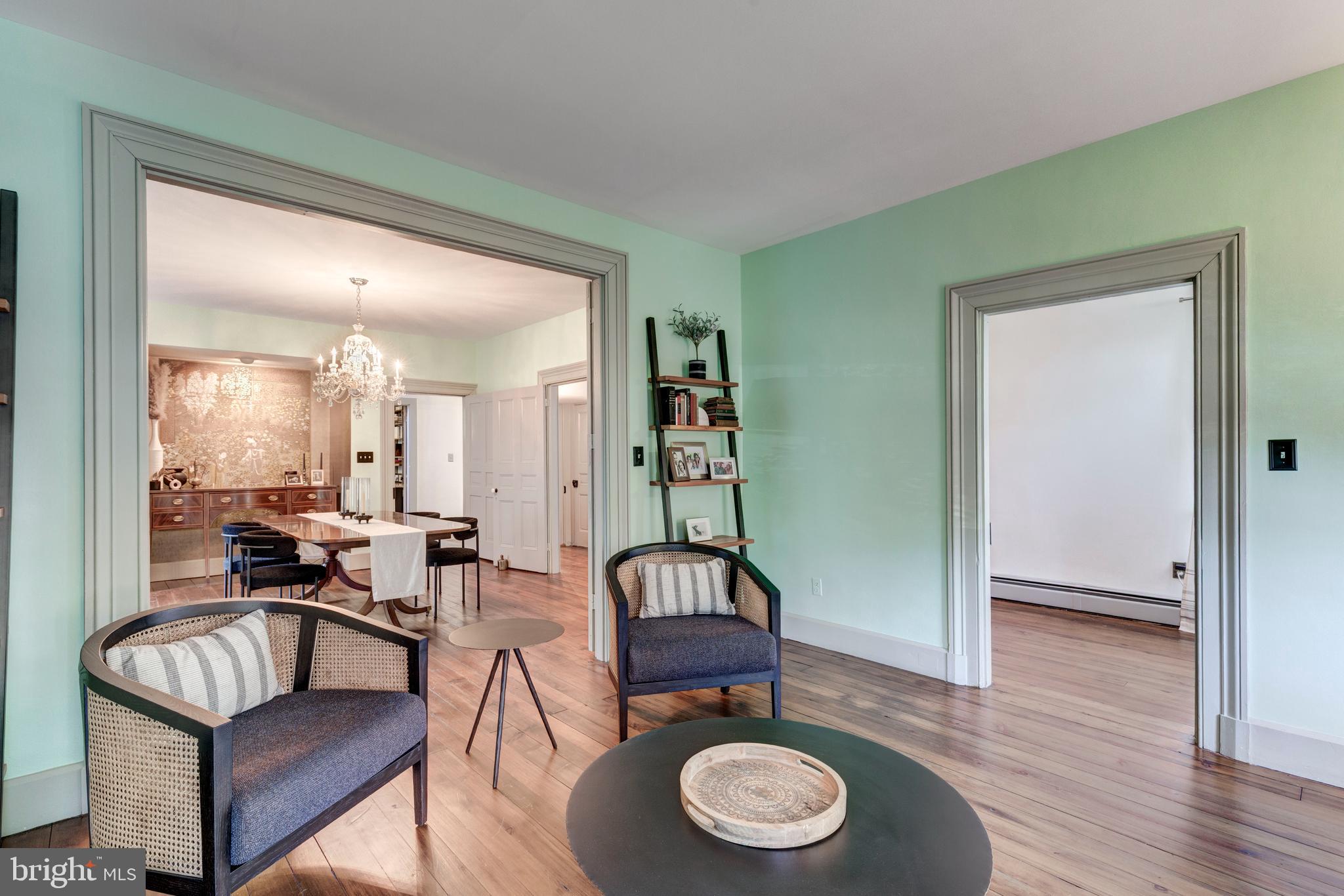 DOWNTOWN WESTMINSTER - Residential