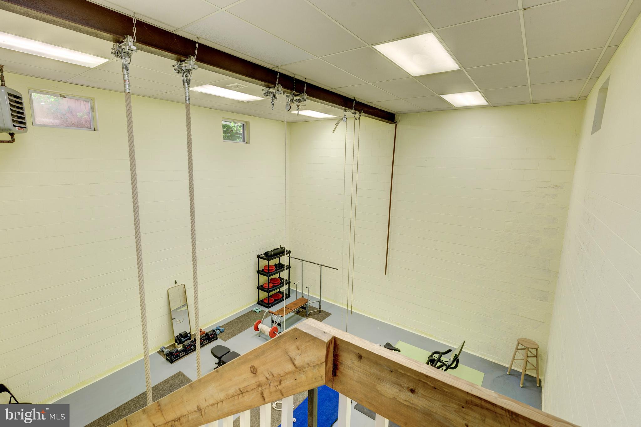 DOWNTOWN WESTMINSTER - Residential