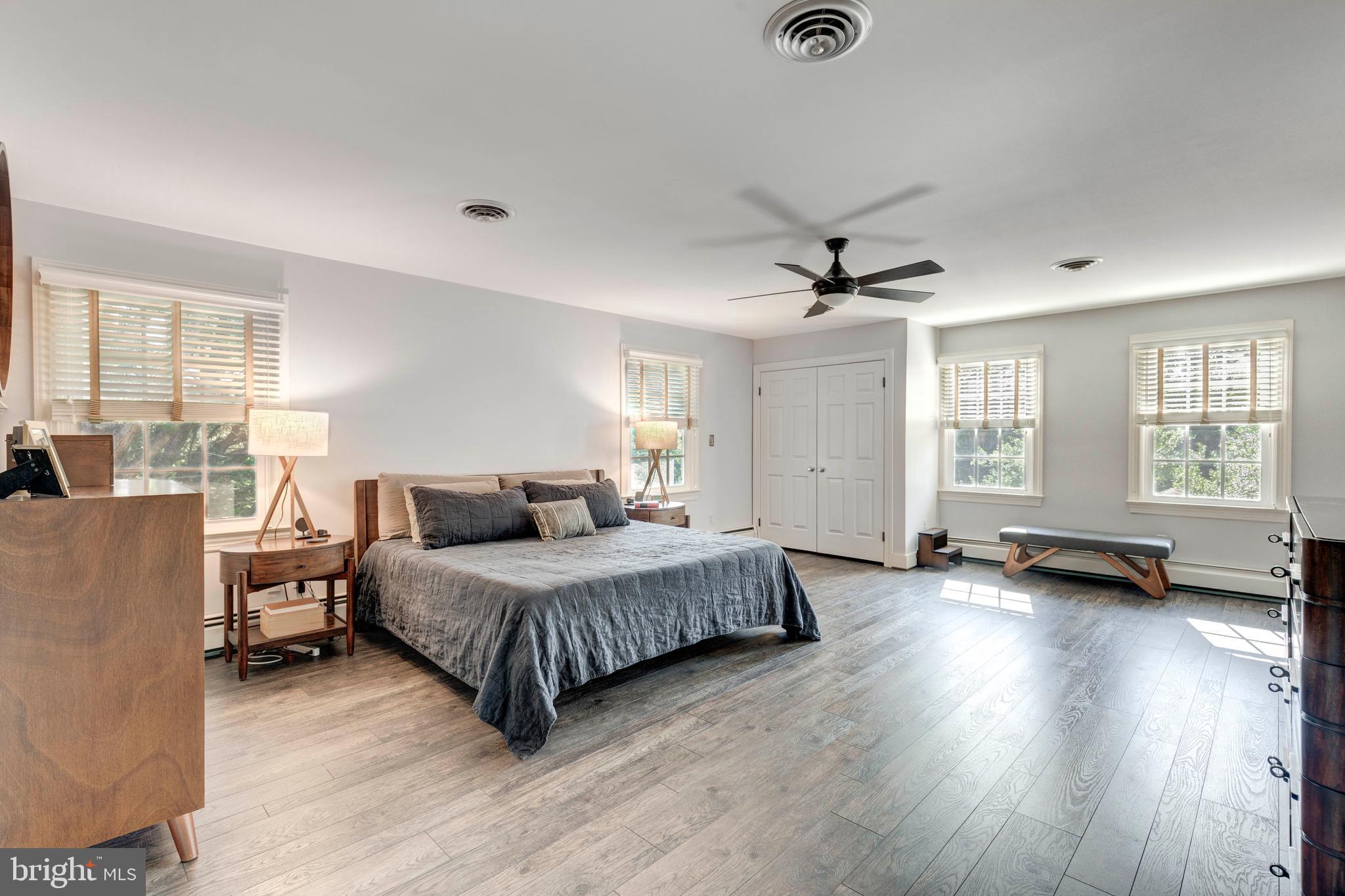 DOWNTOWN WESTMINSTER - Residential