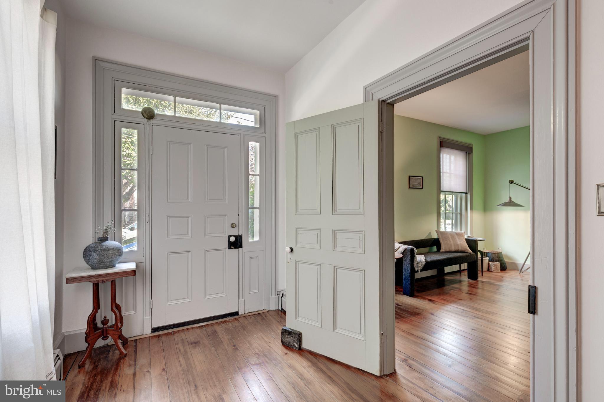 DOWNTOWN WESTMINSTER - Residential