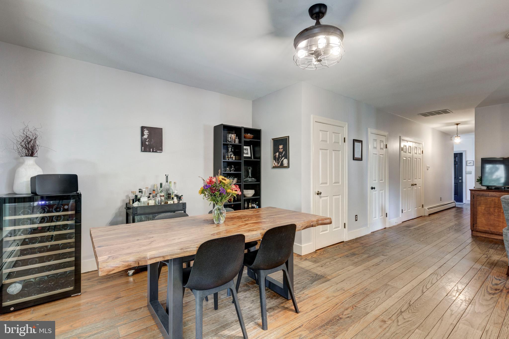 DOWNTOWN WESTMINSTER - Residential