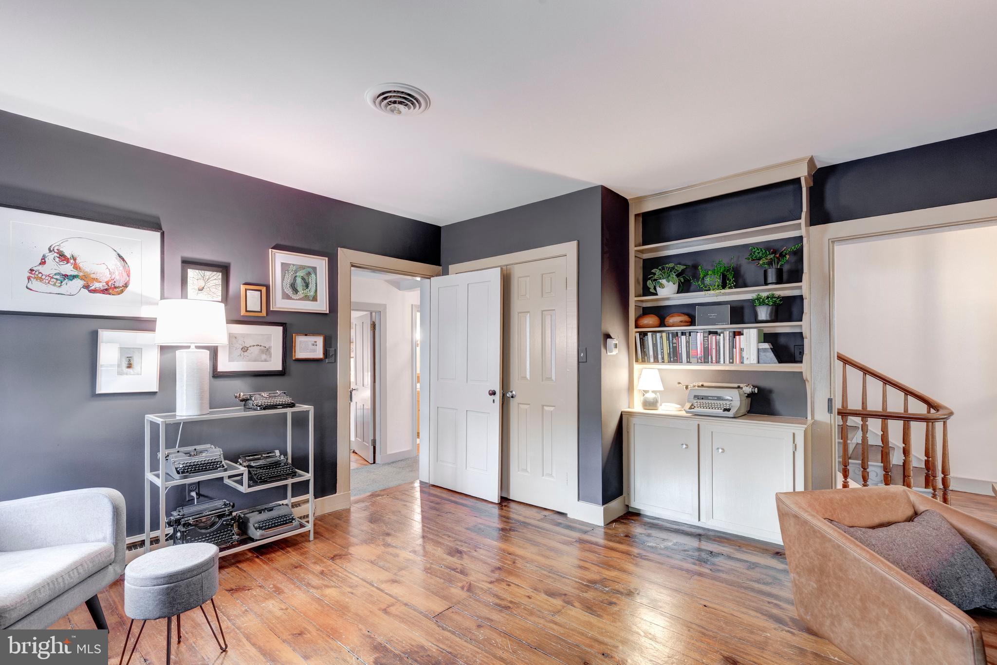 DOWNTOWN WESTMINSTER - Residential