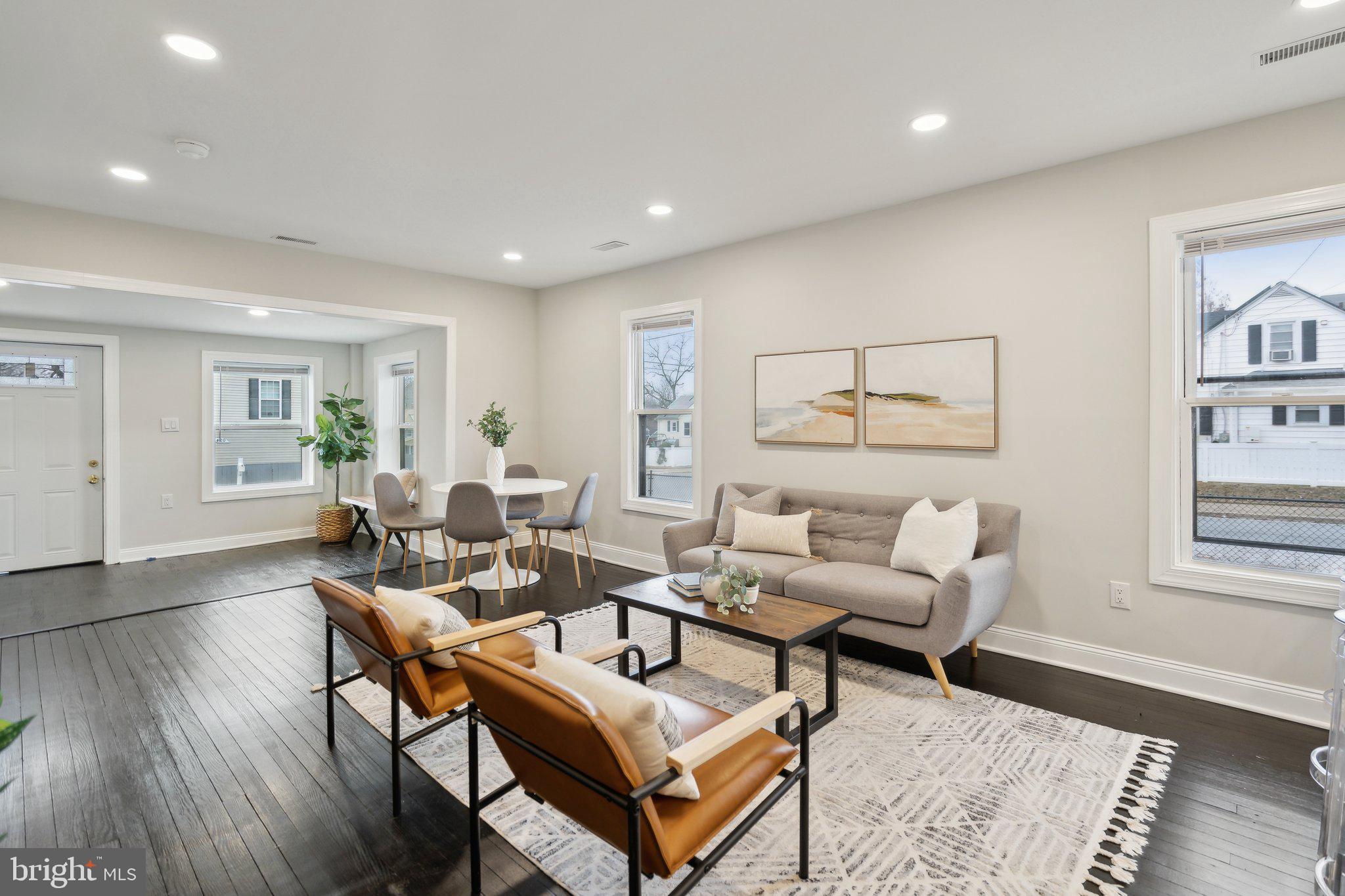 CARMODY HILLS - Residential