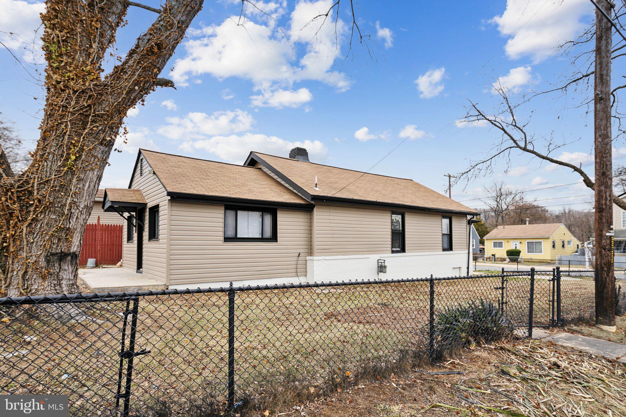 CARMODY HILLS - Residential