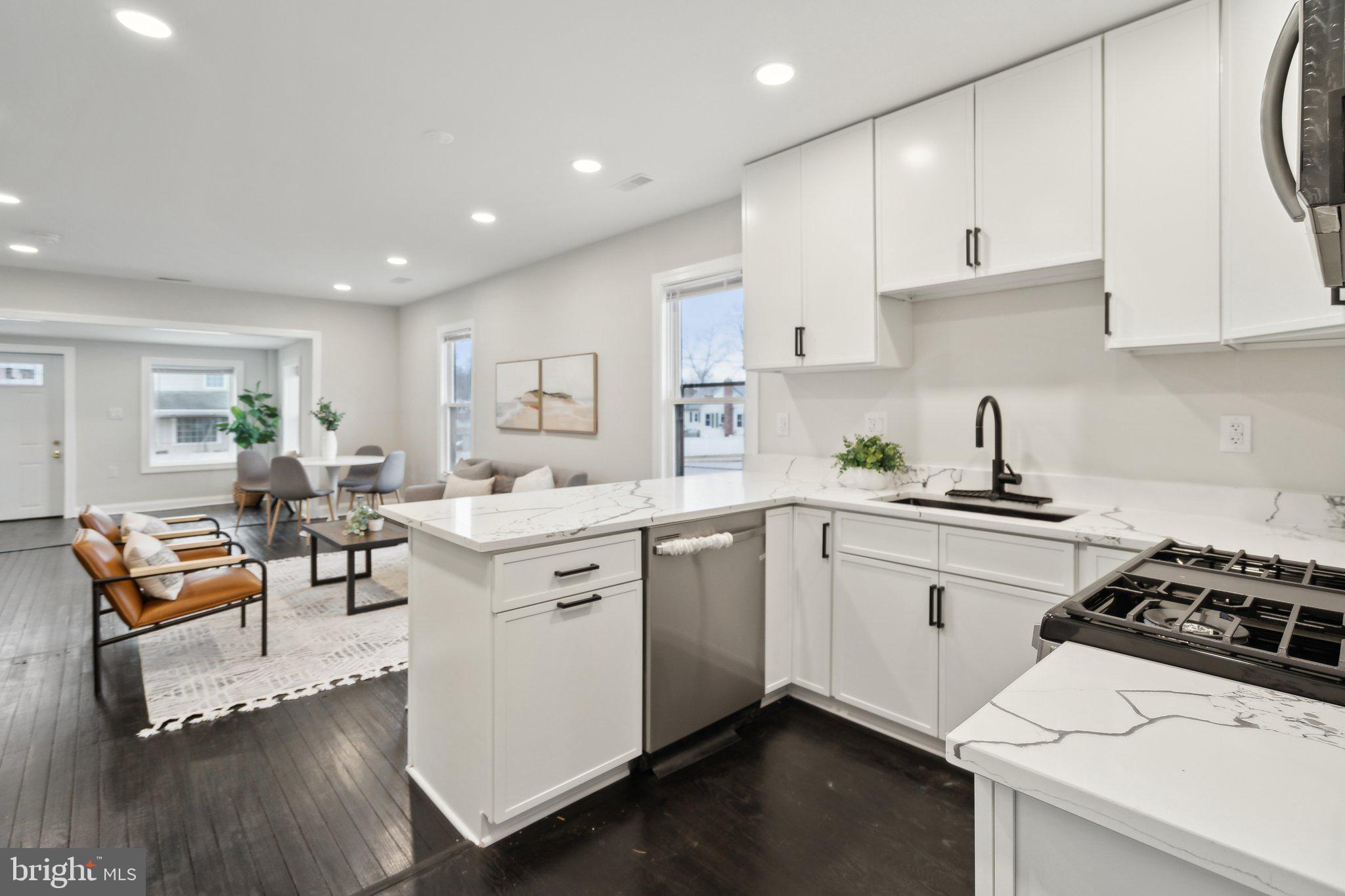 CARMODY HILLS - Residential