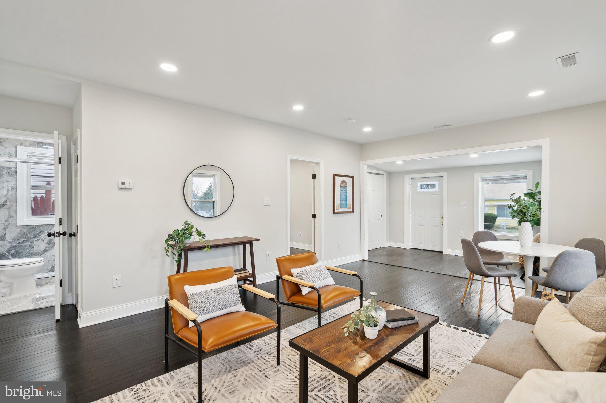 CARMODY HILLS - Residential