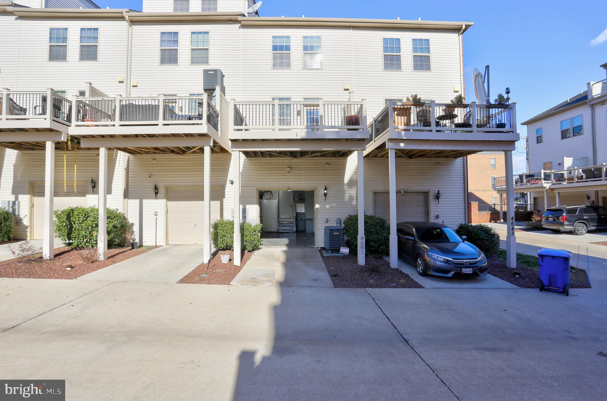 O'DONNELL SQUARE - Residential