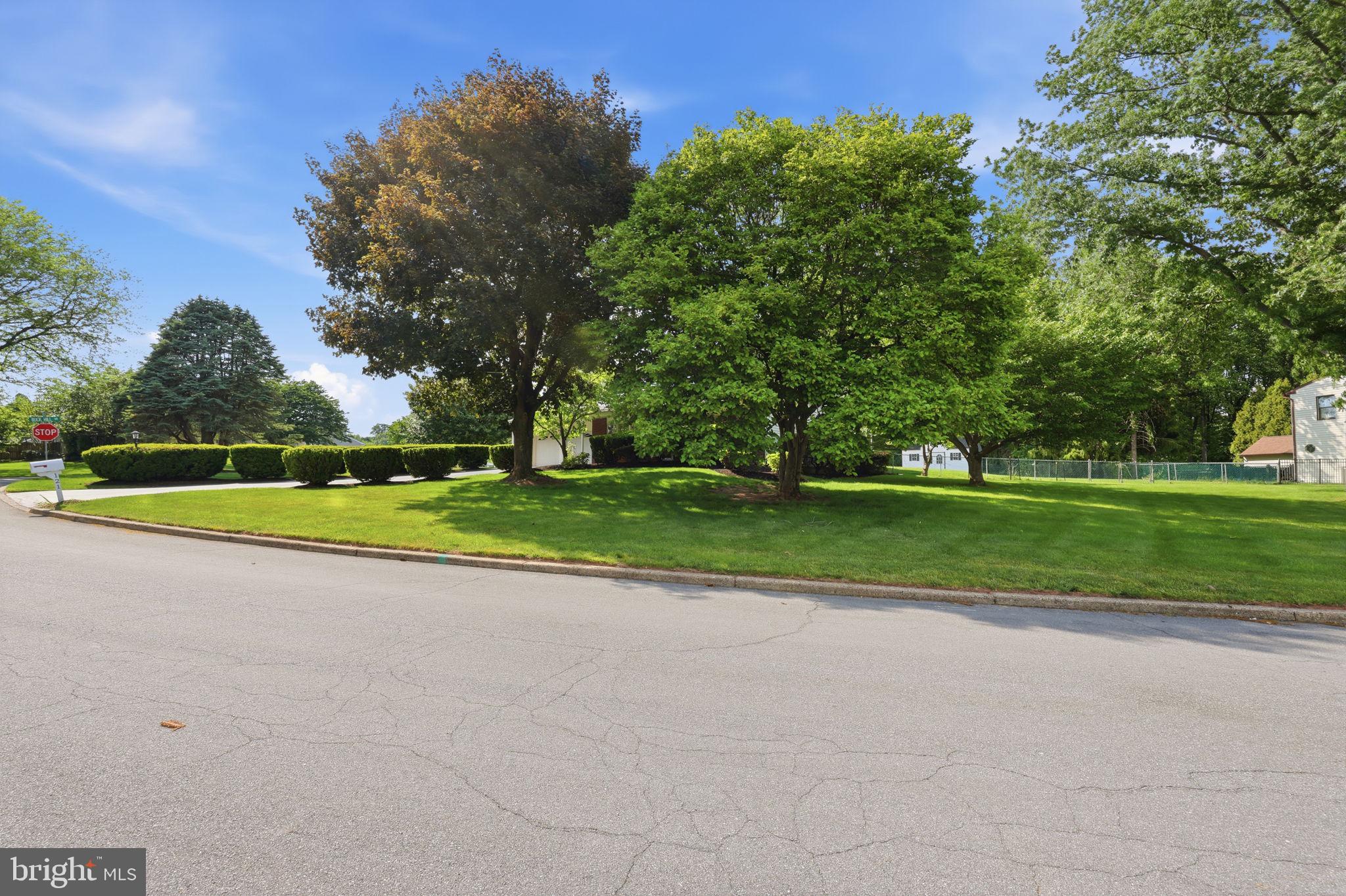BUCK HILL ACRES - Residential