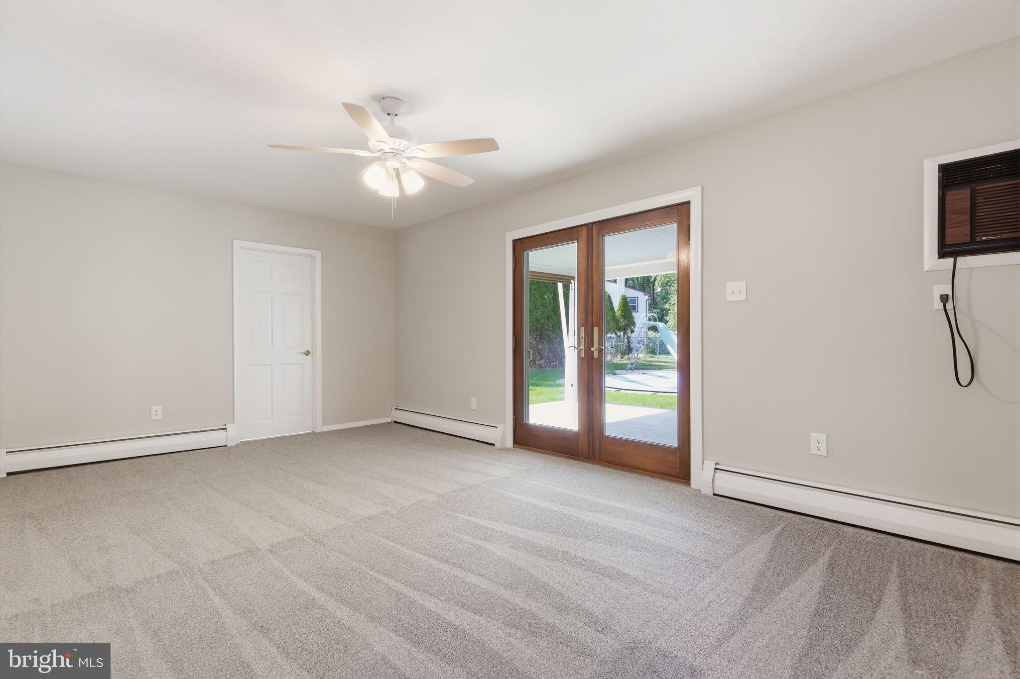 BUCK HILL ACRES - Residential