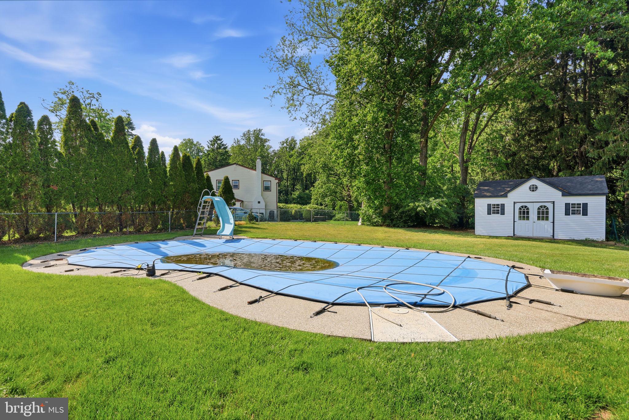 BUCK HILL ACRES - Residential