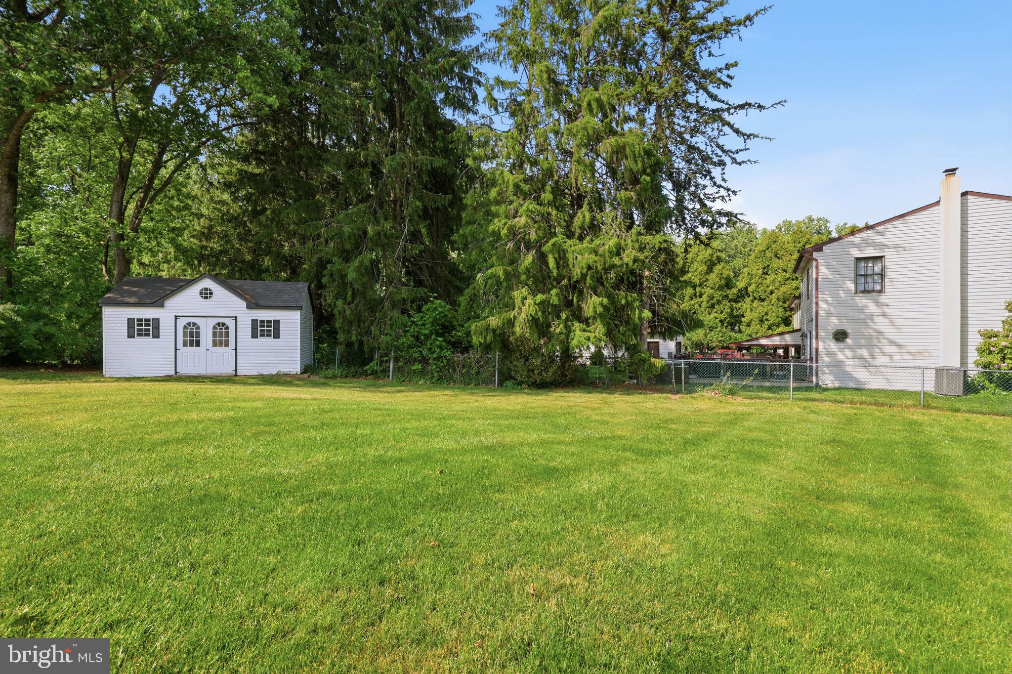 BUCK HILL ACRES - Residential