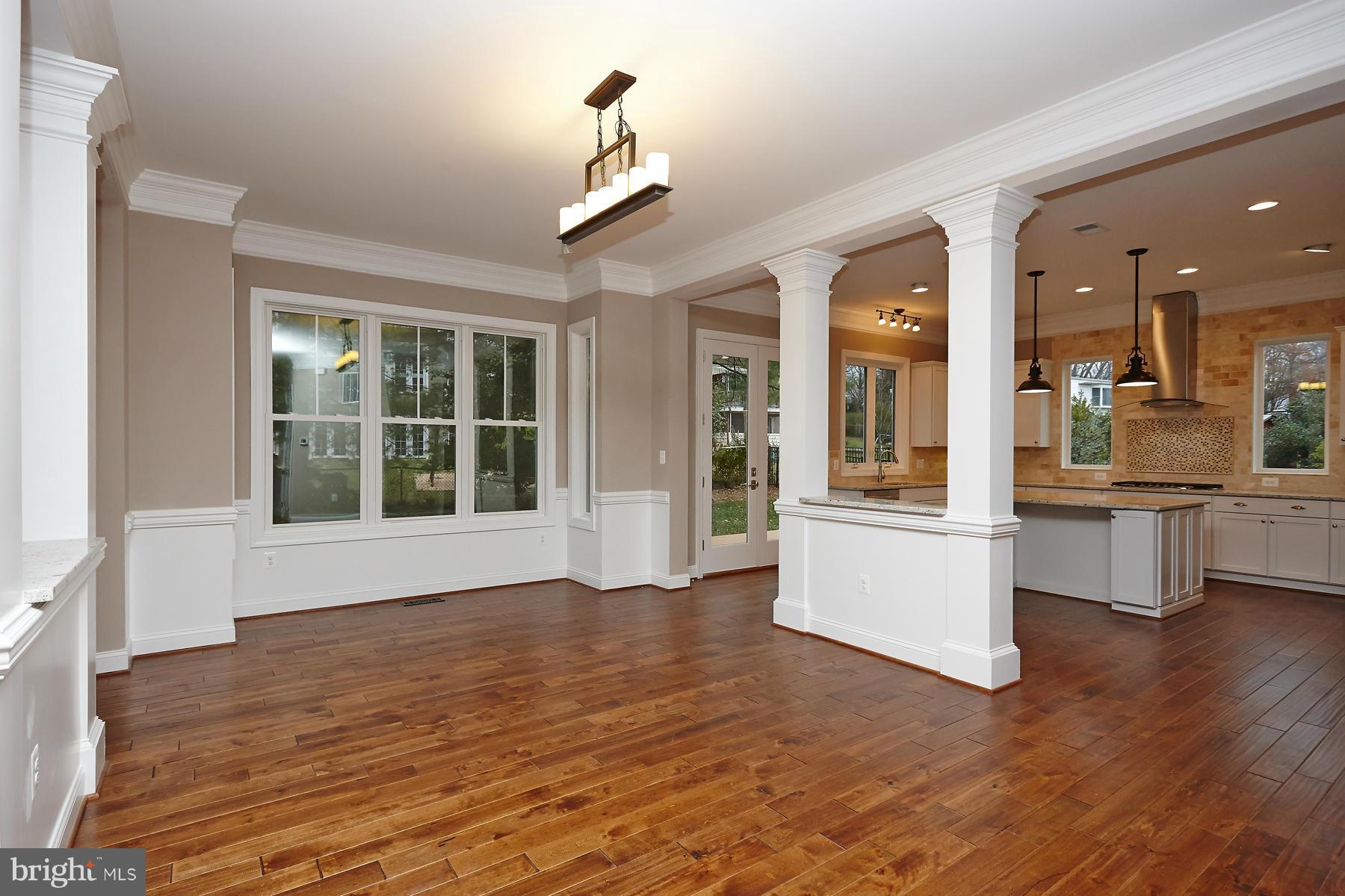 VIENNA WOODS - Residential