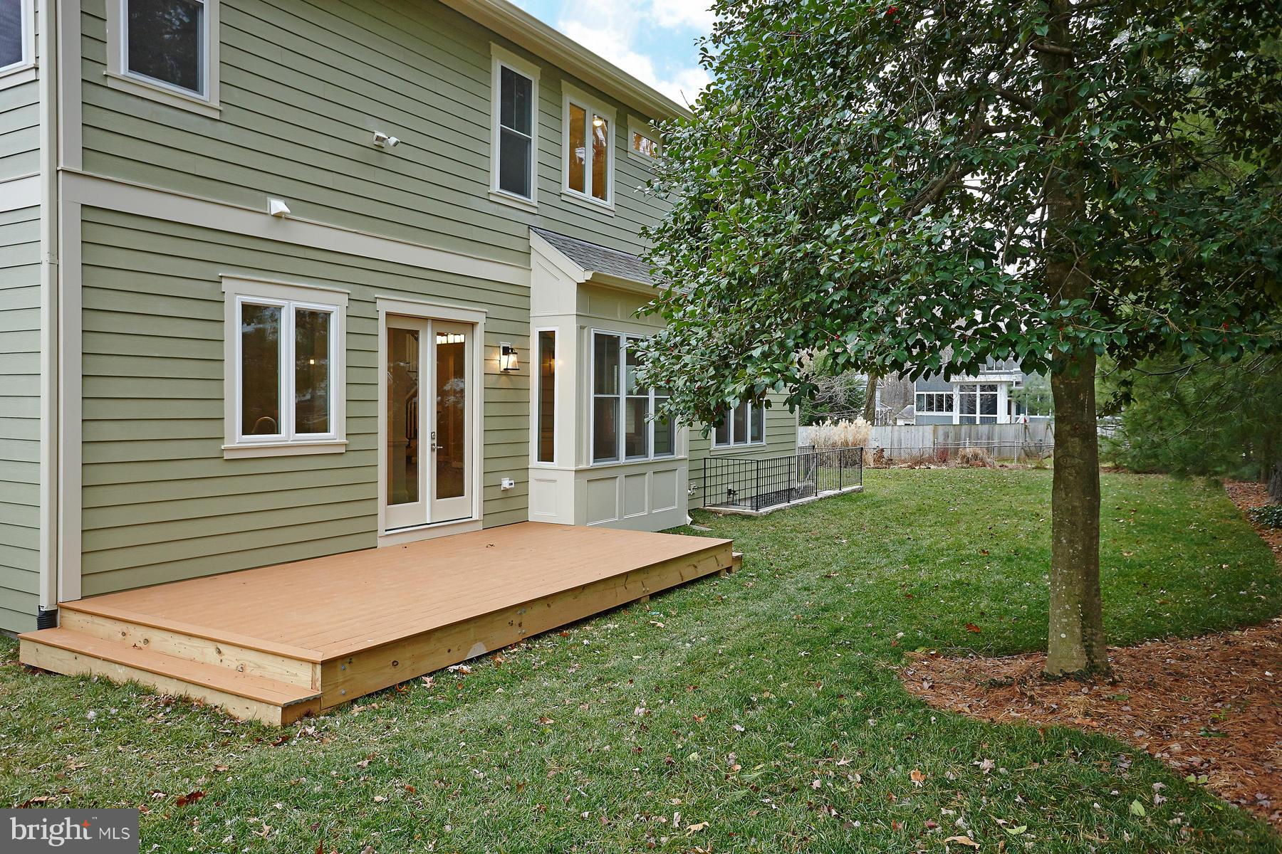 VIENNA WOODS - Residential