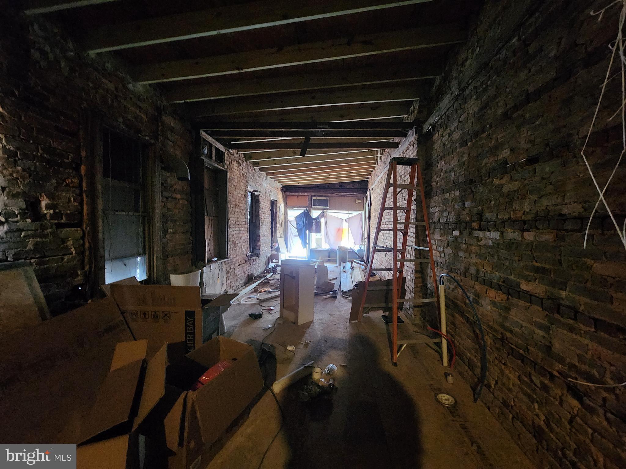 BIDDLE STREET - Residential