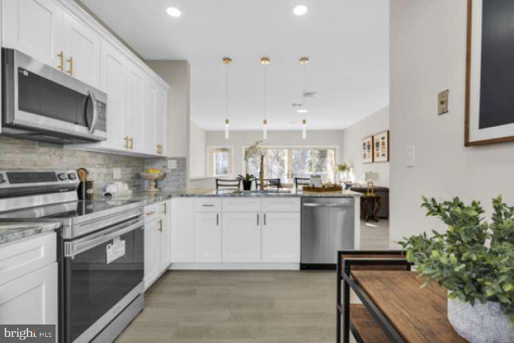 NONE AVA ILABLE - Residential