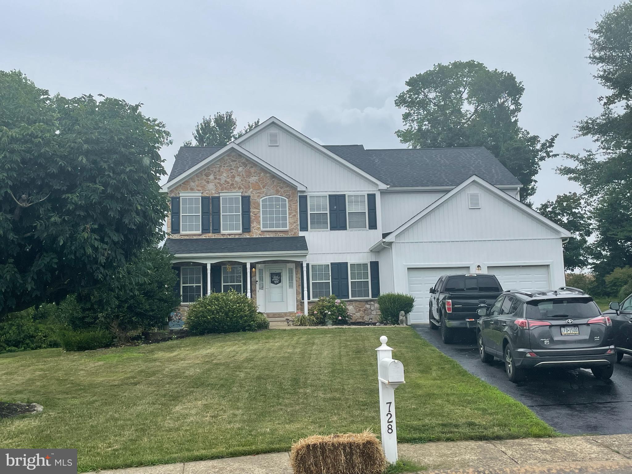 728 SLATE HILL DRIVE