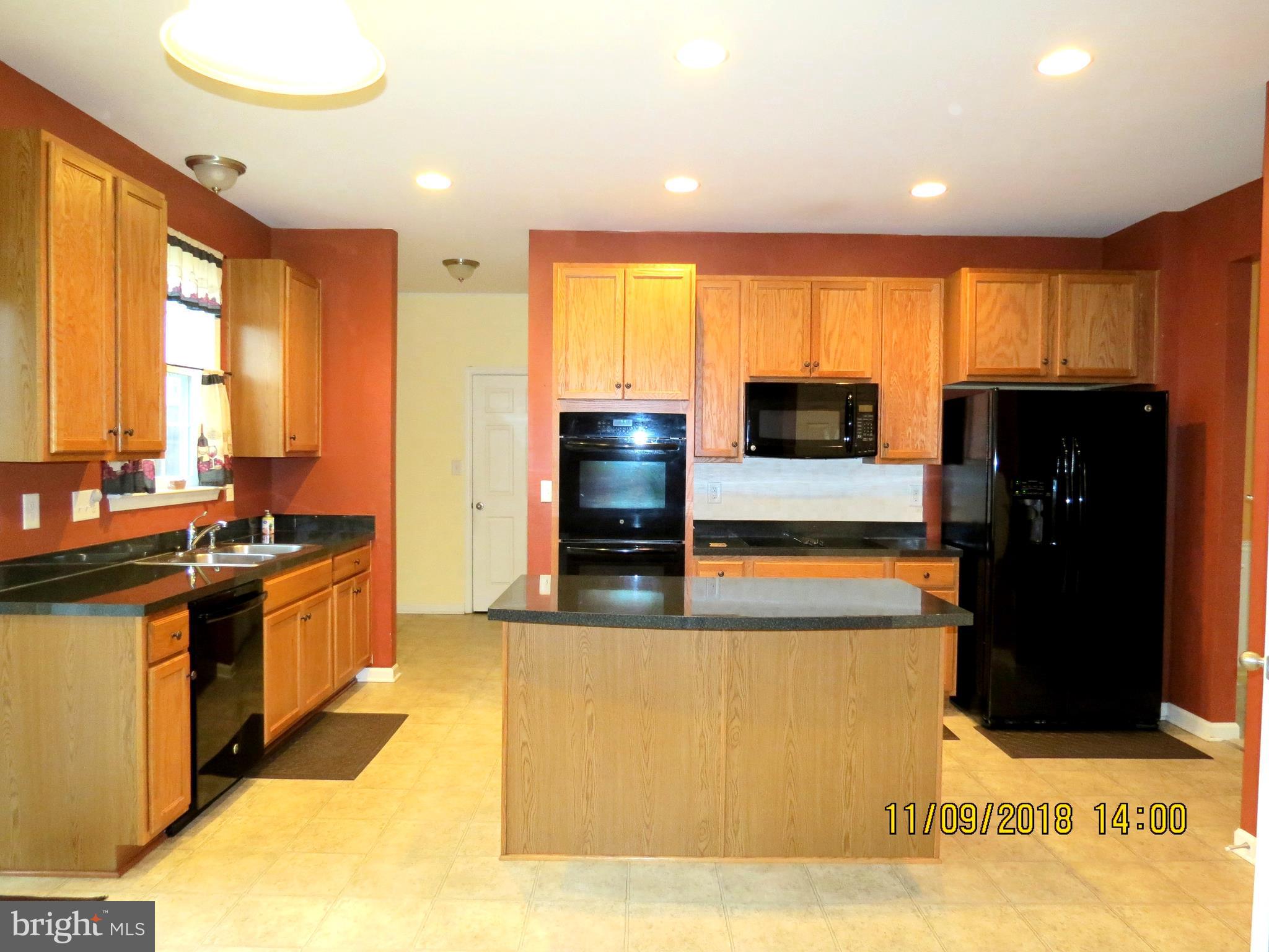 BENTWOOD ESTATES - Residential