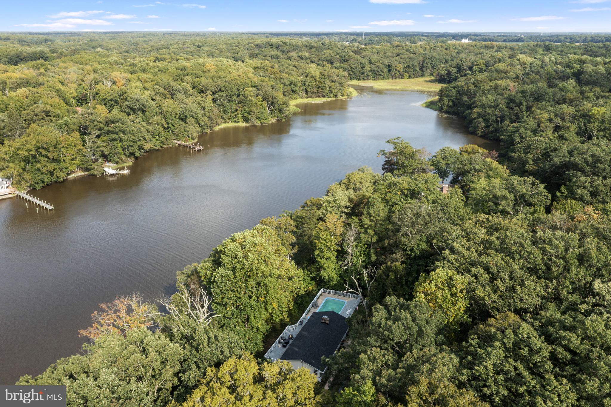 LOCUST POINT - Residential