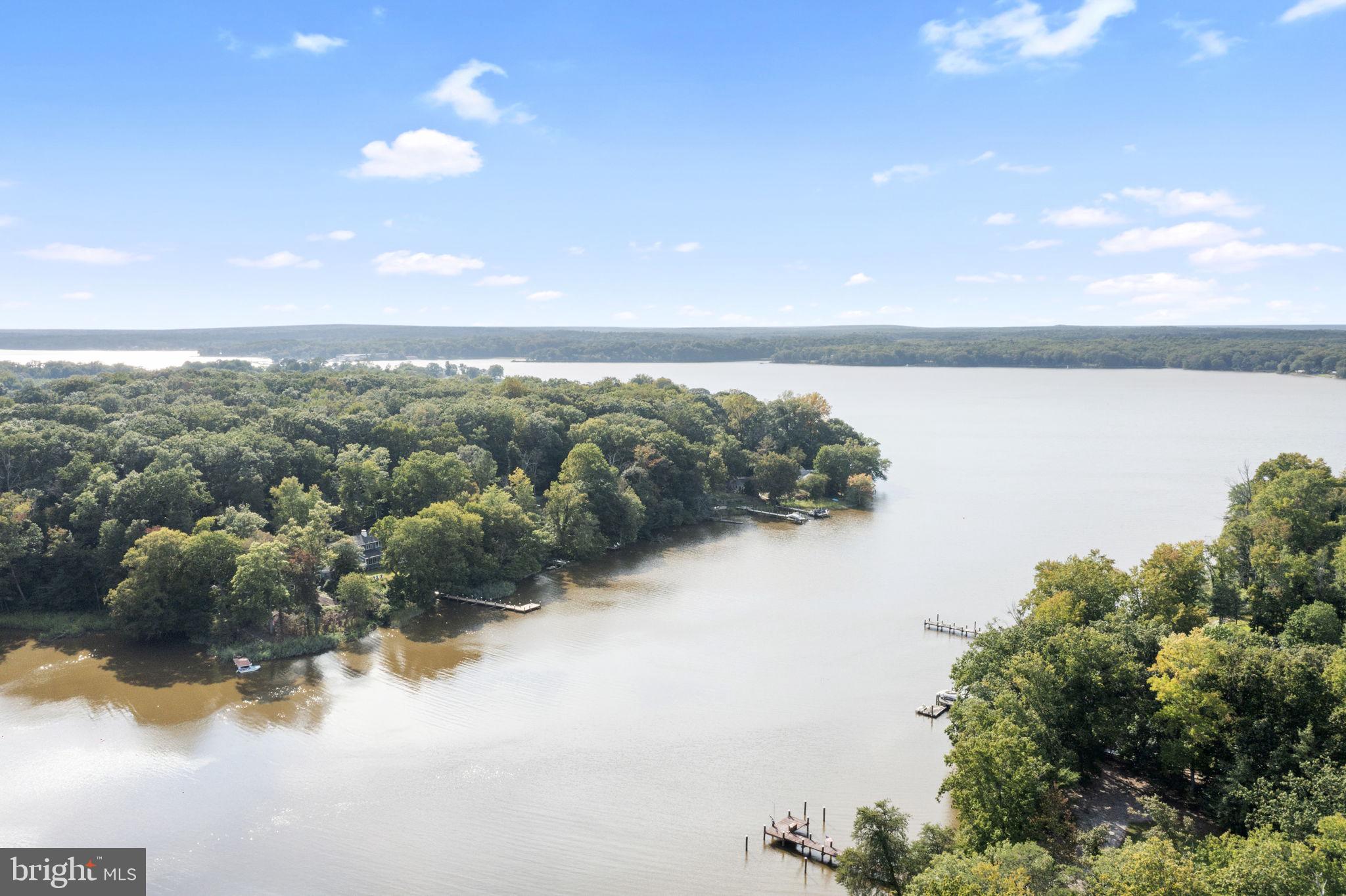 LOCUST POINT - Residential