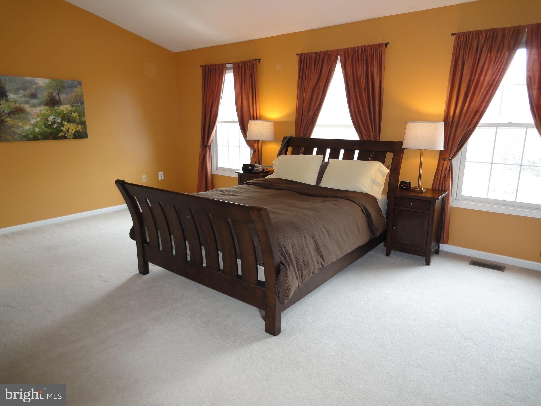 KINGSTOWNE - Residential