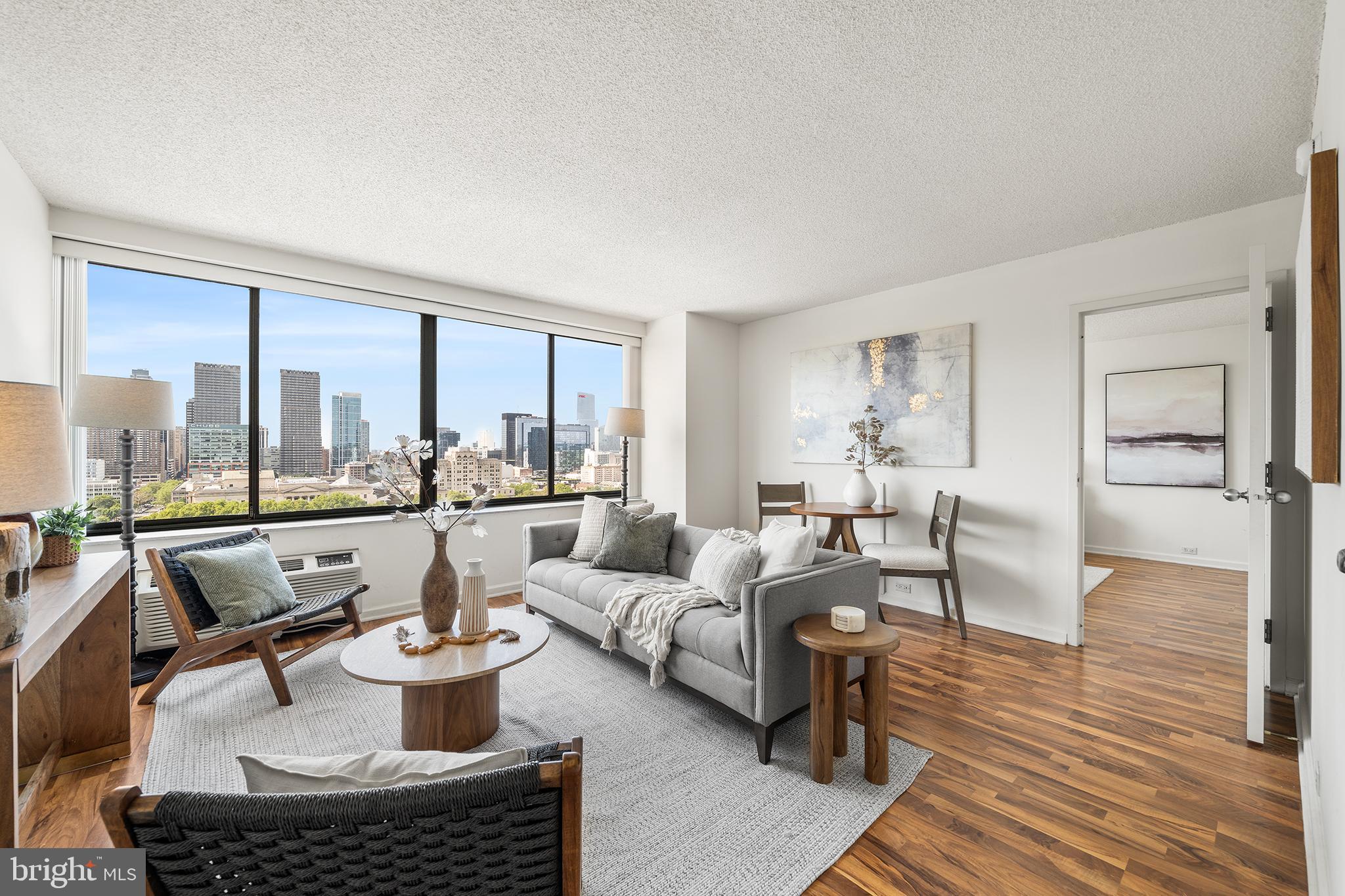 2001 HAMILTON STREET 00 1704