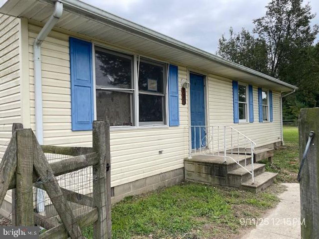 Photo of 105 Downes Drive, HARTLY, DE 19953 (MLS # DEKT2041332)