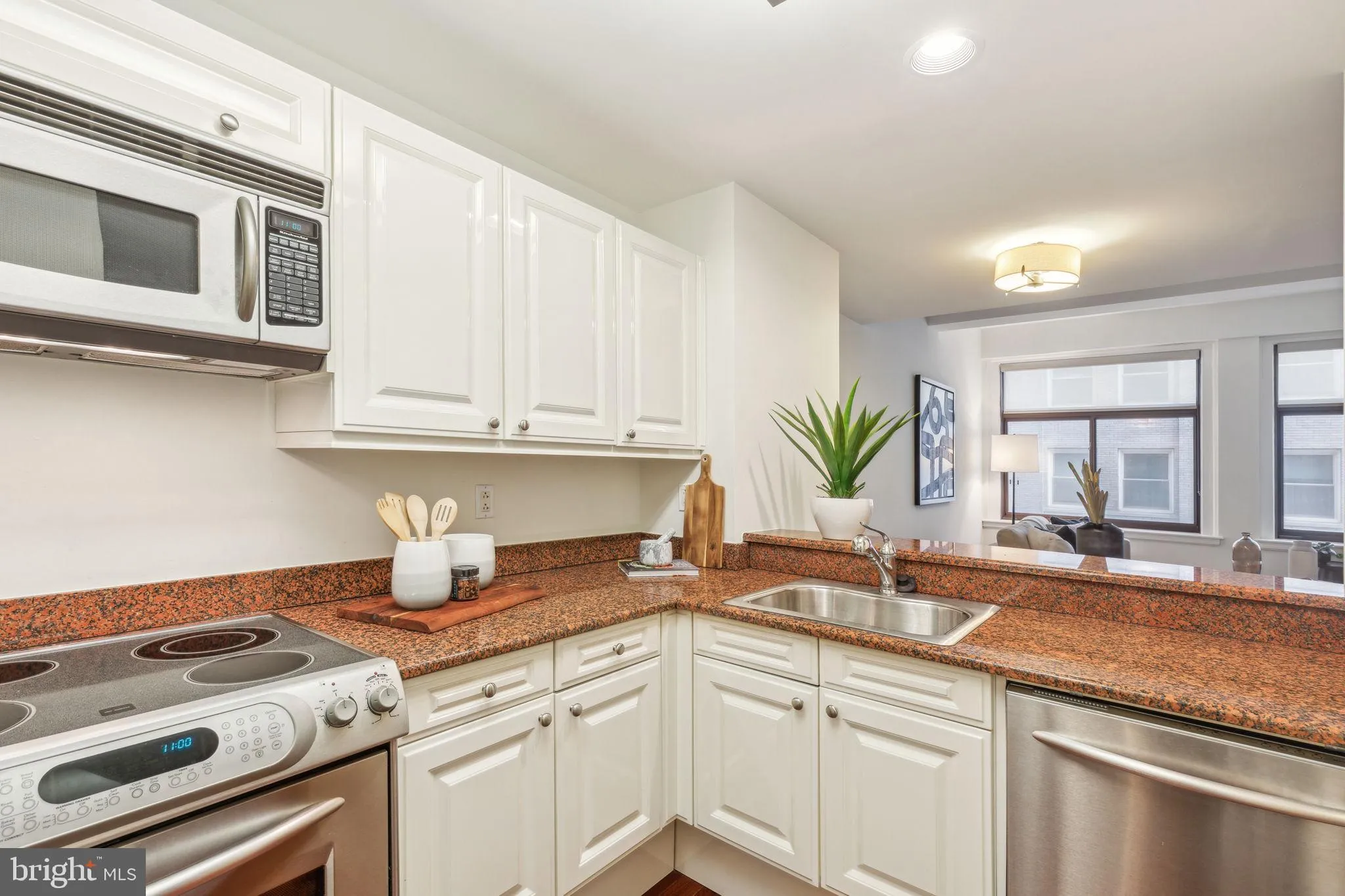 Philadelphia, Pennsylvania 19102, United States, 1 Bedroom Bedrooms, ,1 BathroomBathrooms,Residential,Active,1511