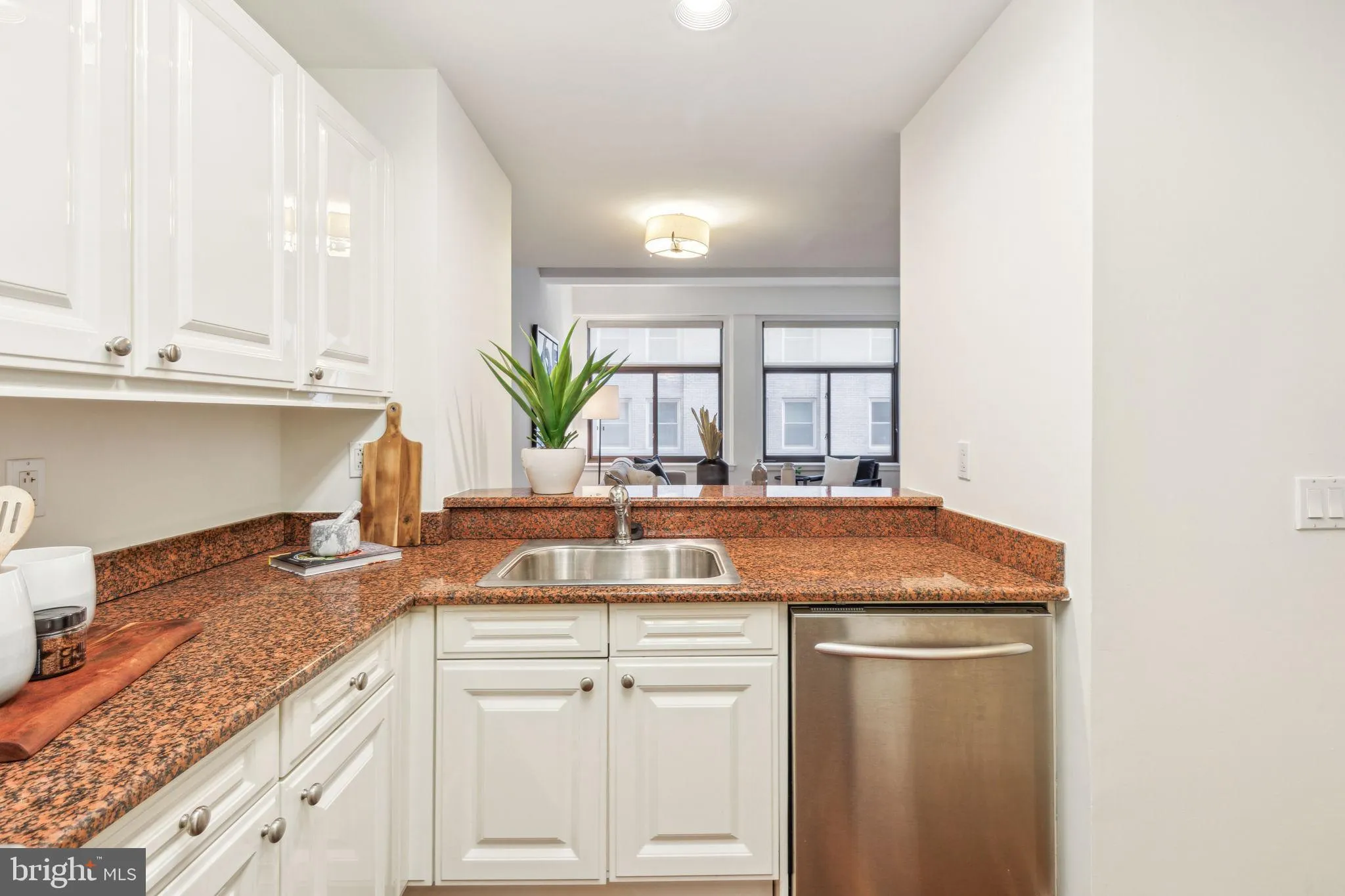 Philadelphia, Pennsylvania 19102, United States, 1 Bedroom Bedrooms, ,1 BathroomBathrooms,Residential,Active,1511